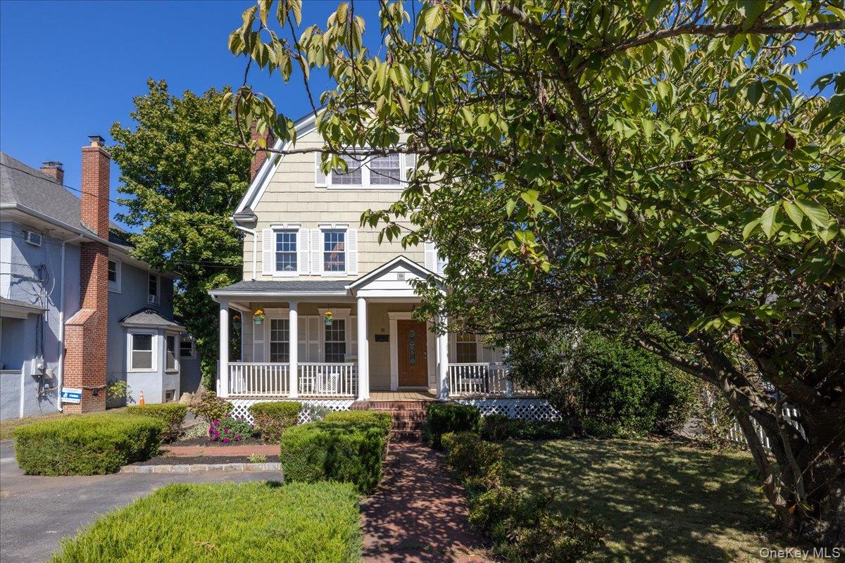 38 Johnson Place, Woodmere, NY 11598