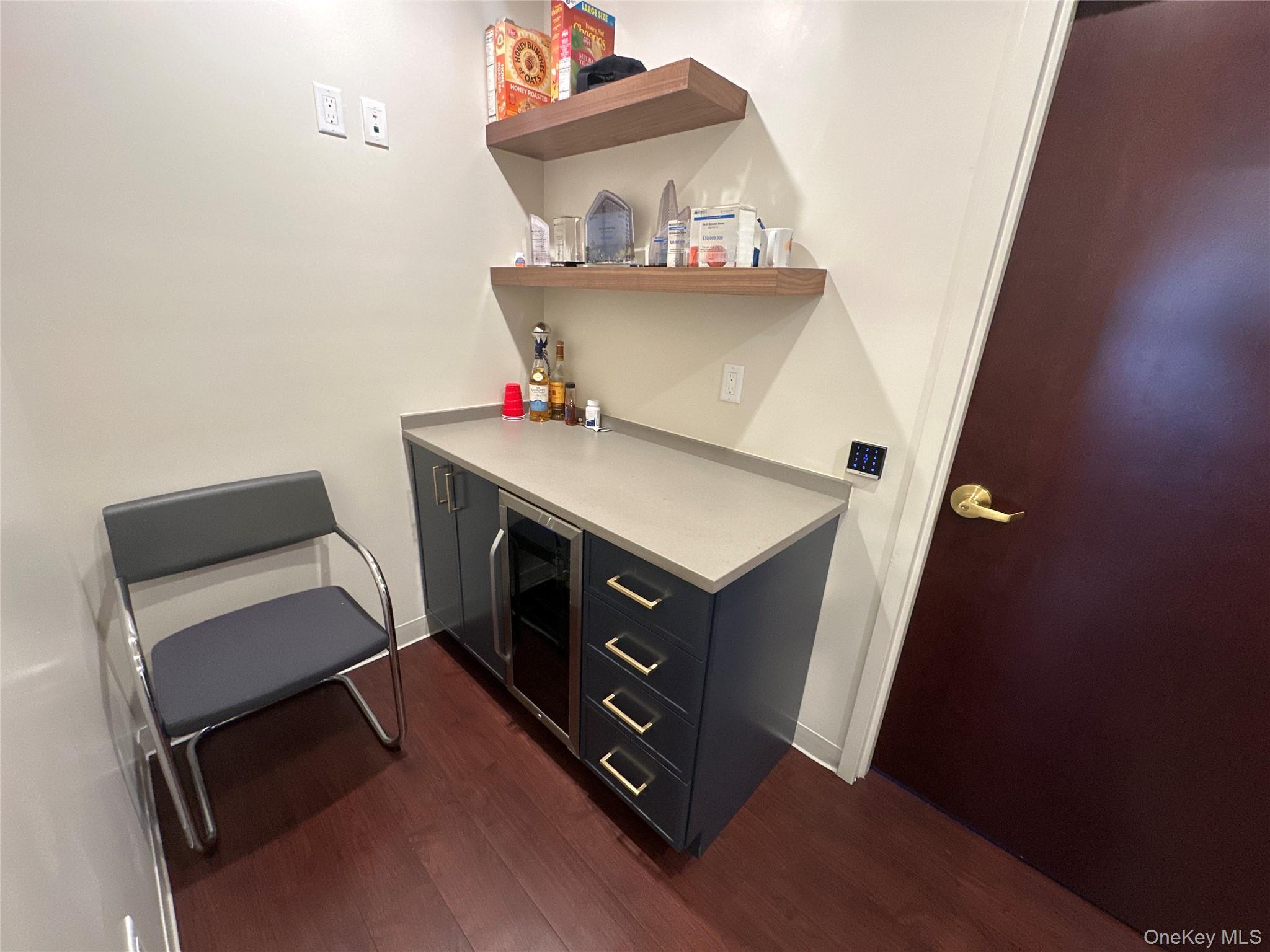 1015 Cedar Lane # 105, Woodmere, NY 11598