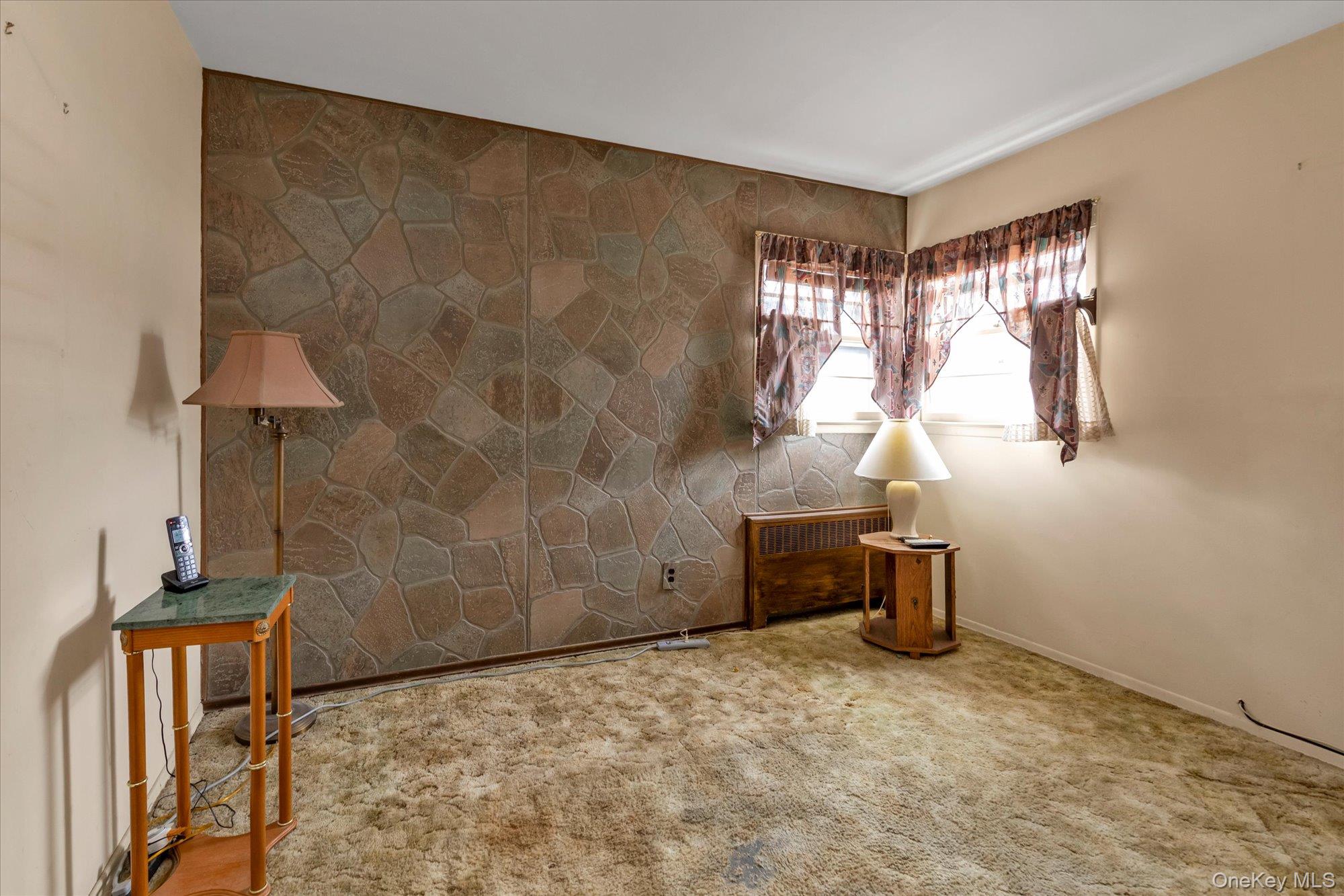 20 Hunter Avenue, Valley Stream, NY 11580