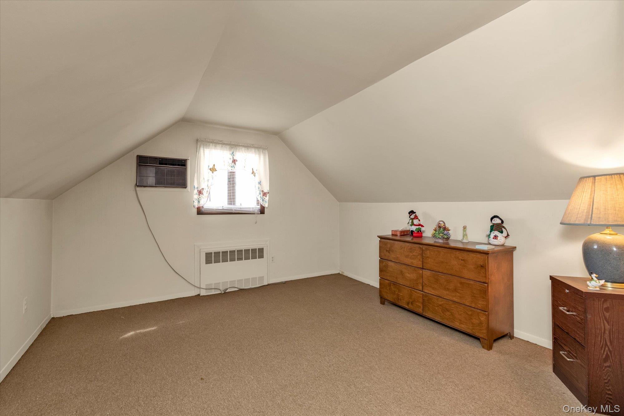 20 Hunter Avenue, Valley Stream, NY 11580