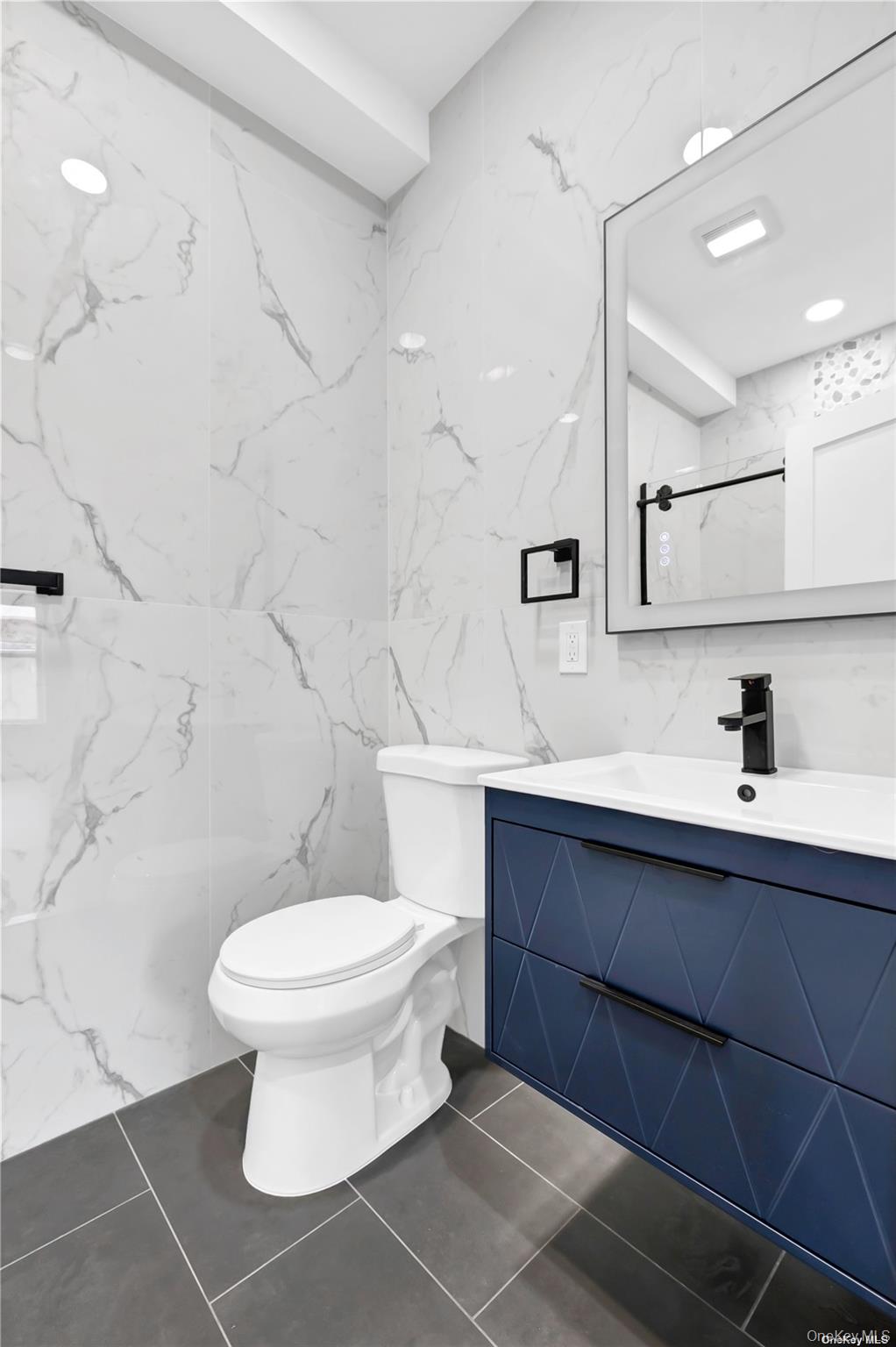 533 Greenwich Street # 1D, Hempstead, NY 11550