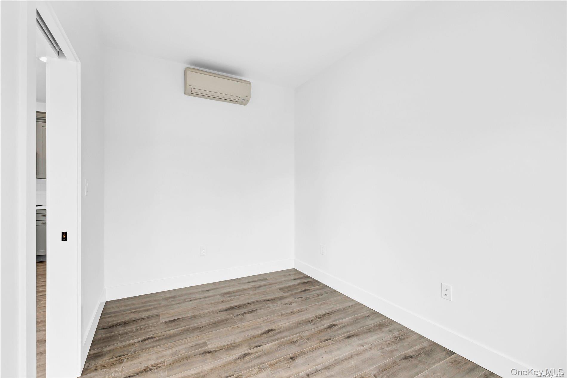 533 Greenwich Street # 1D, Hempstead, NY 11550