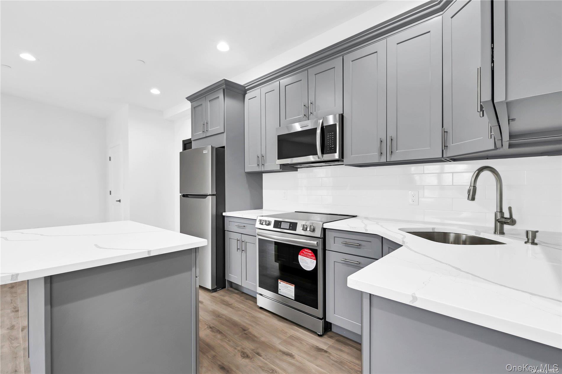 533 Greenwich Street # 1D, Hempstead, NY 11550