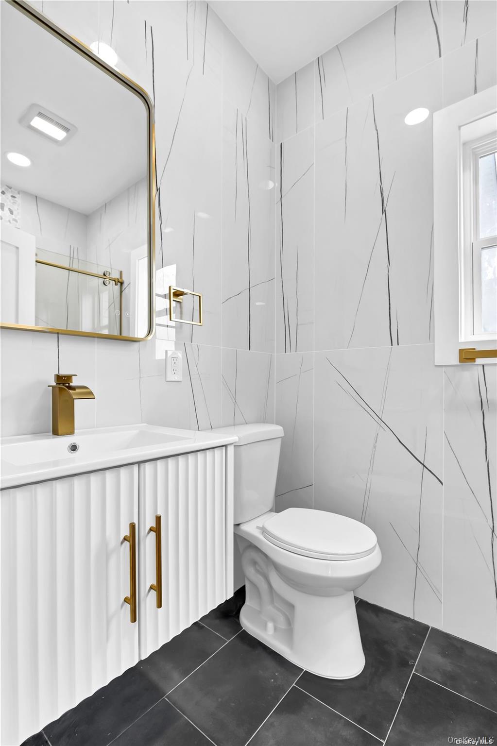 533 Greenwich Street # 1D, Hempstead, NY 11550