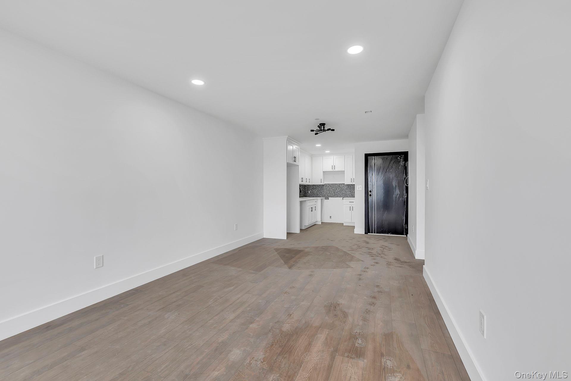 74 Broadway # 2A, Freeport, NY 11520