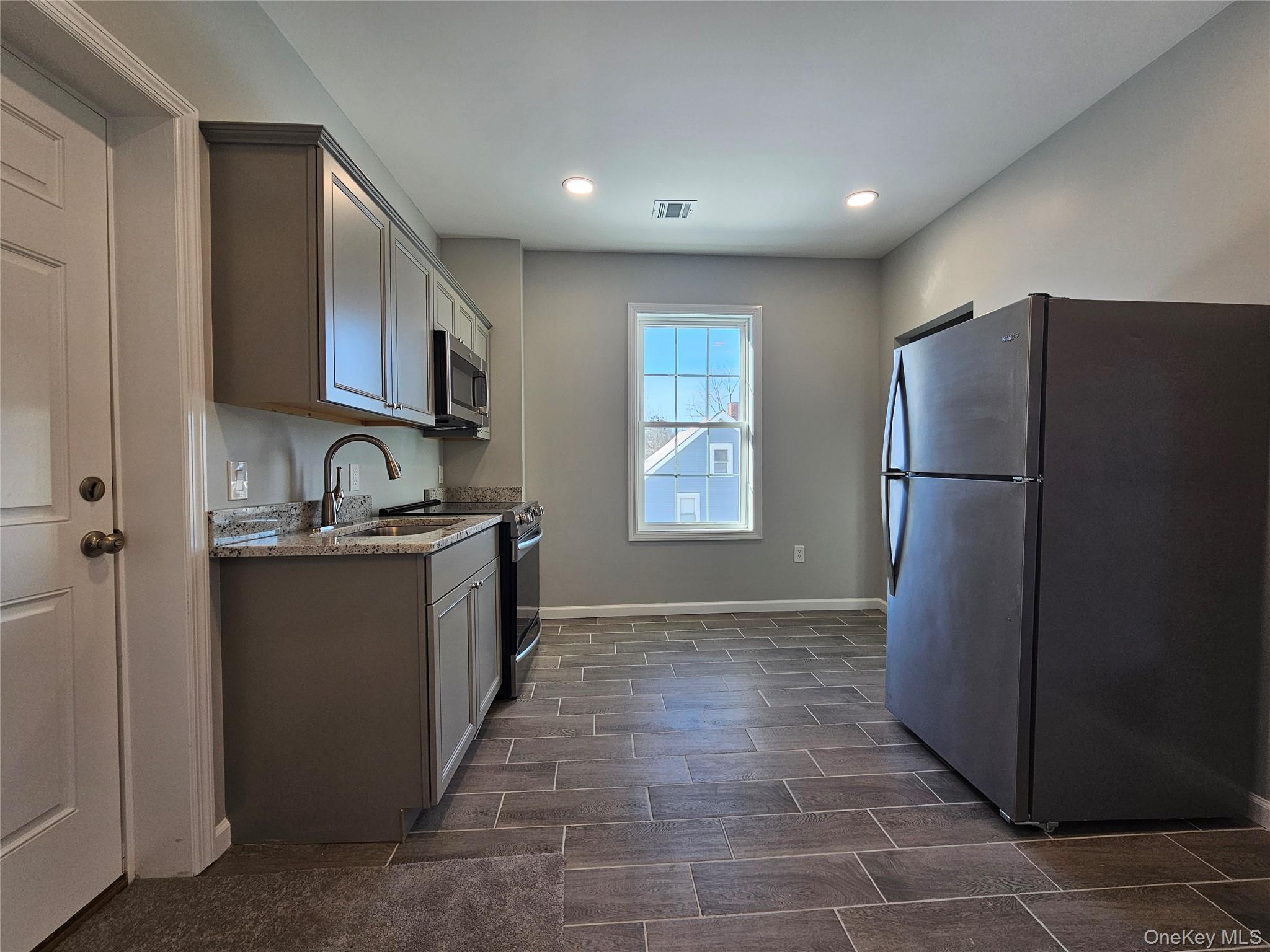 139 W Main Street, Walden, NY 12586