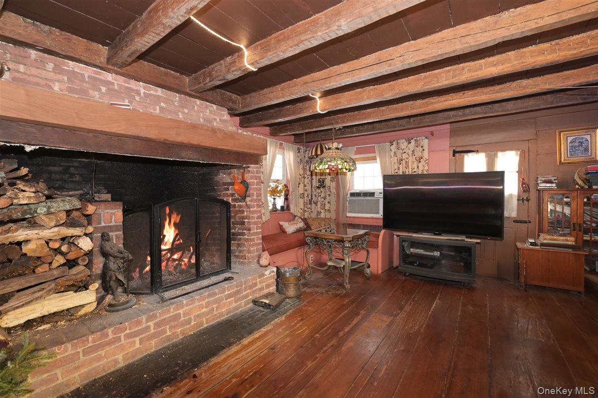 6 CALLAHAN Road, Fort Salonga, NY 11768