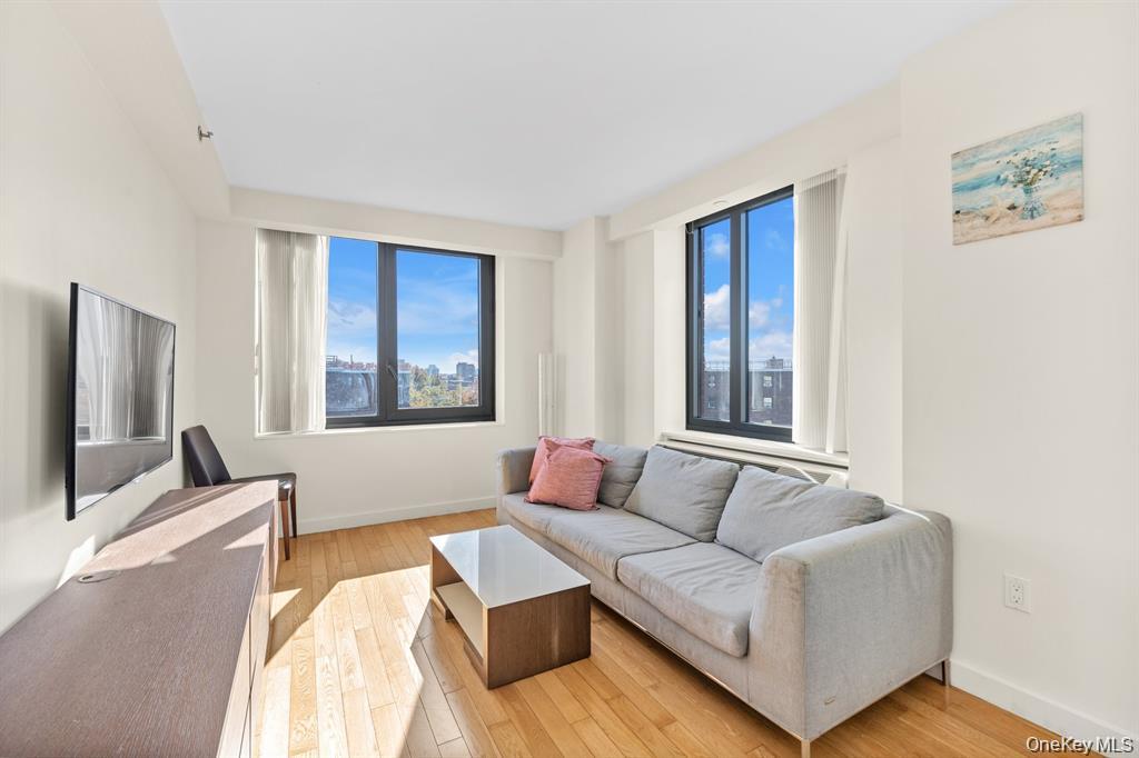 39-16 Prince Street # 8, Flushing, NY 11354