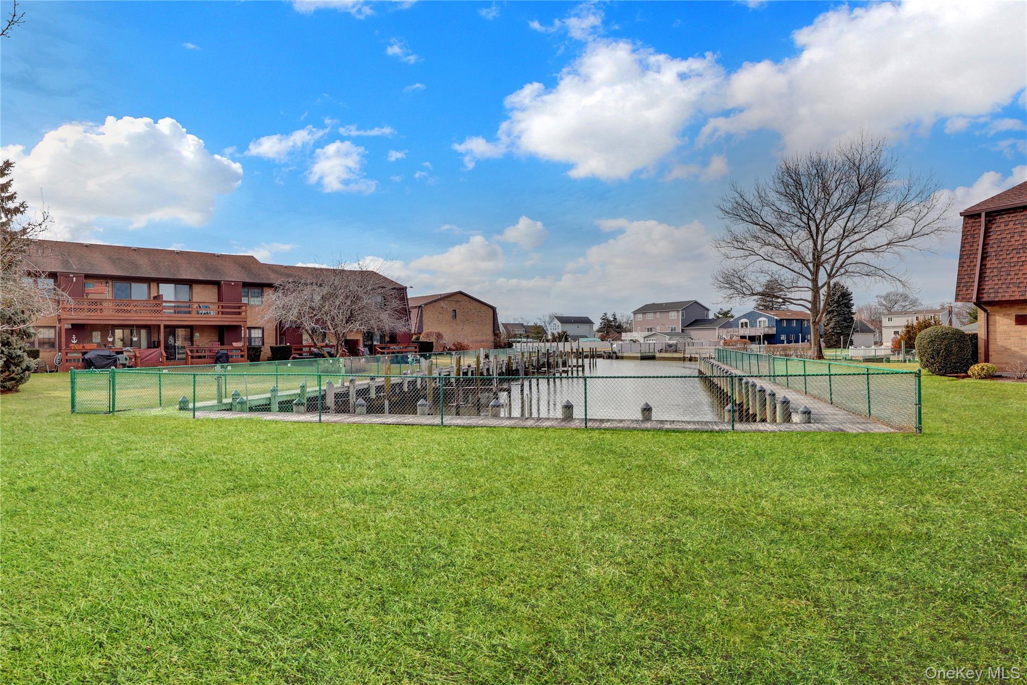 219 Mariners Way, Copiague, NY 11726