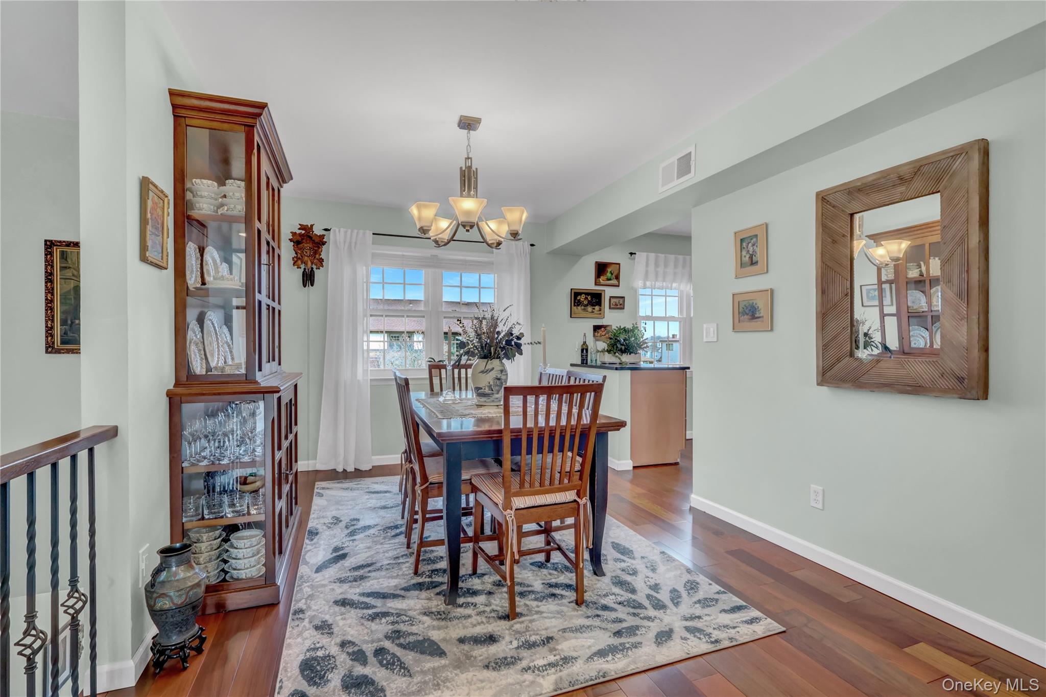 219 Mariners Way, Copiague, NY 11726