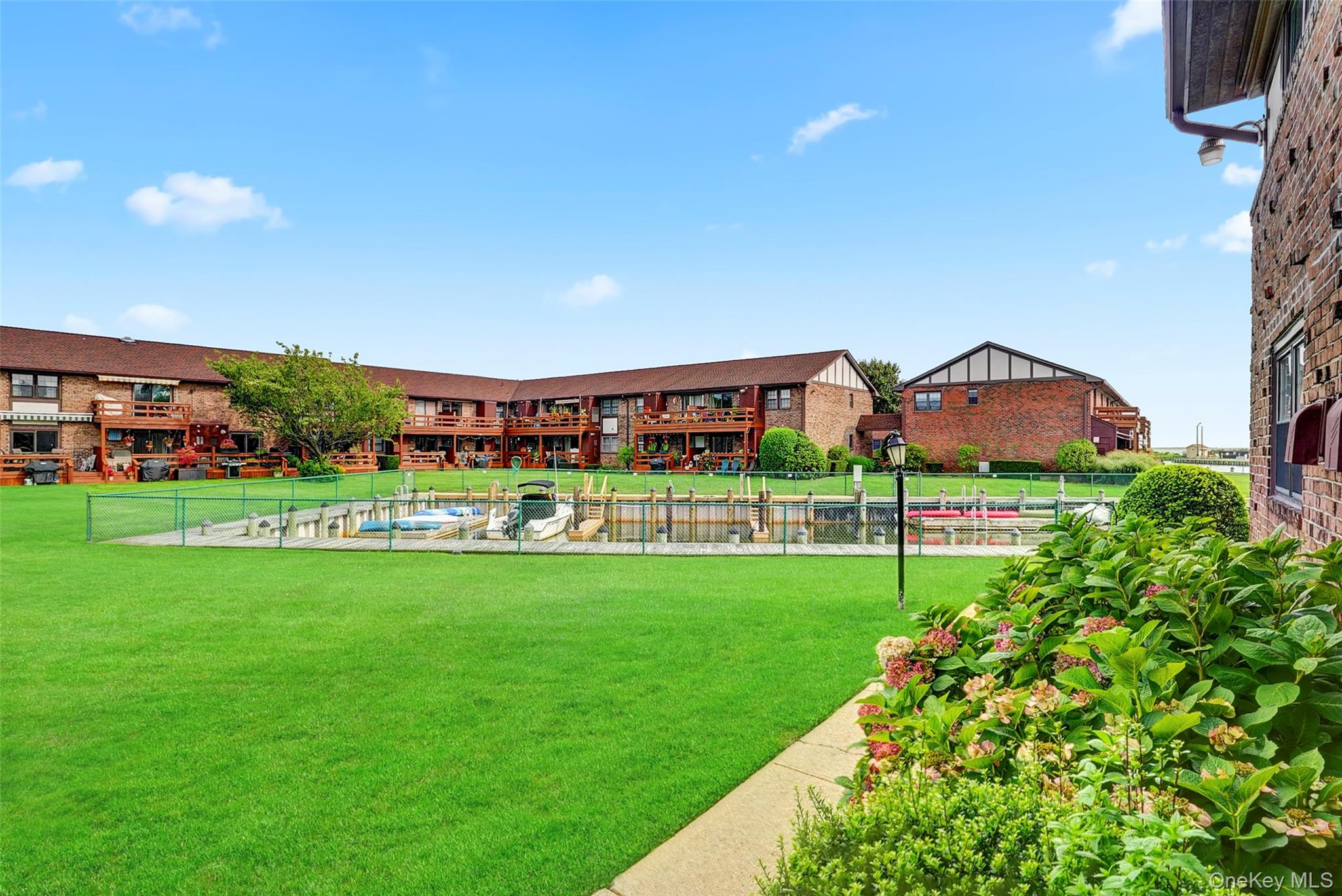 219 Mariners Way, Copiague, NY 11726