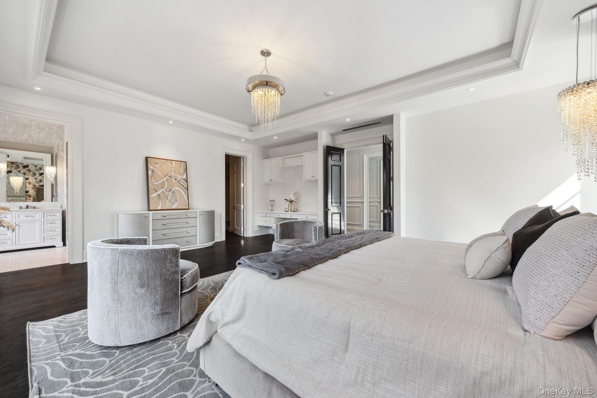 24 Landview Drive, Dix Hills, NY 11746