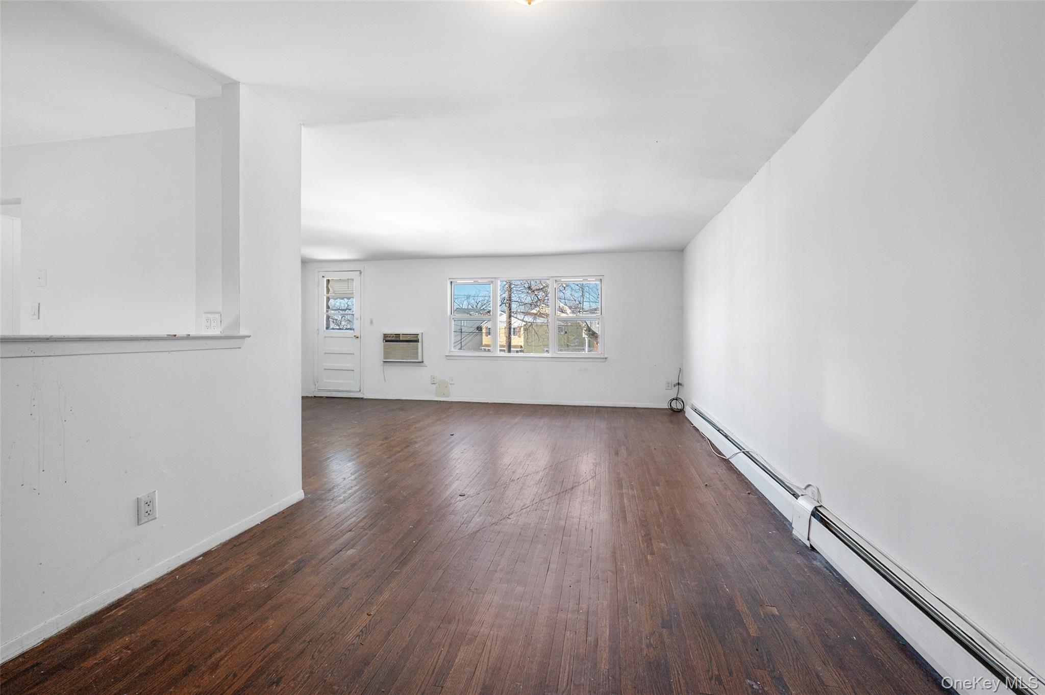 14989 253rd Street, Rosedale, NY 11422