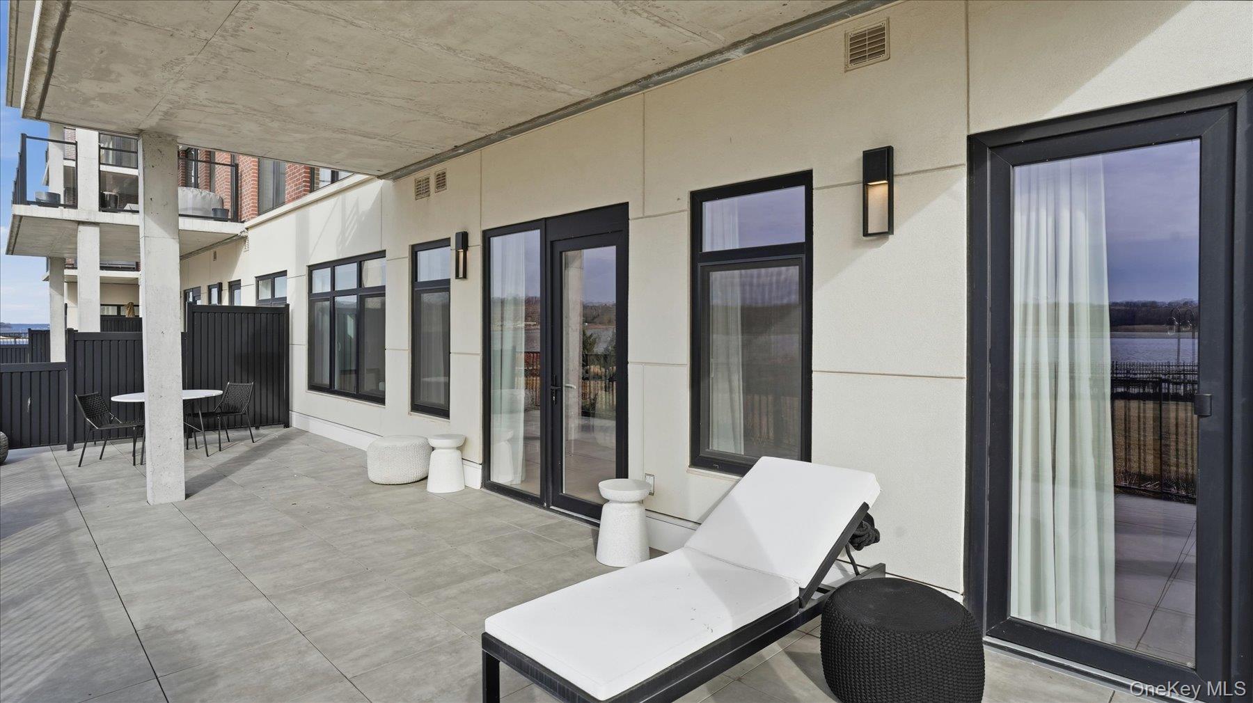 10 Shore Road # 108, Glenwood Landing, NY 11547