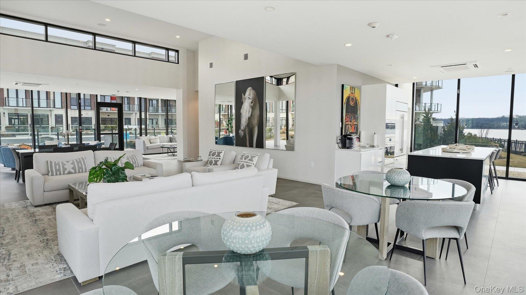 10 Shore Road # 108, Glenwood Landing, NY 11547