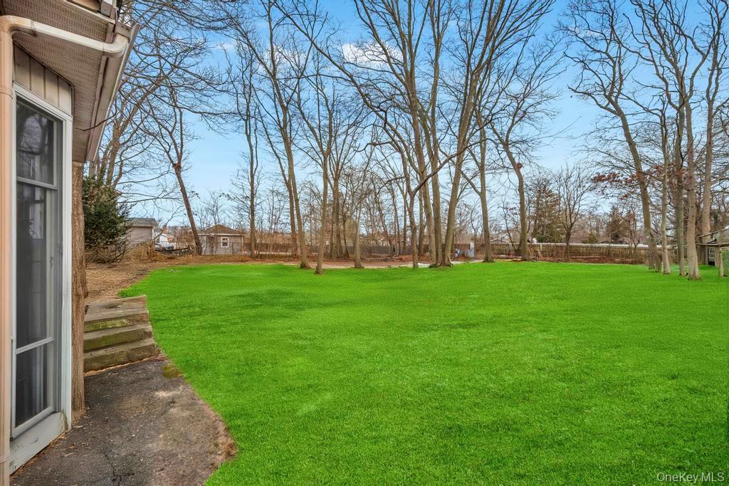 260 Springdale Drive, Ronkonkoma, NY 11779