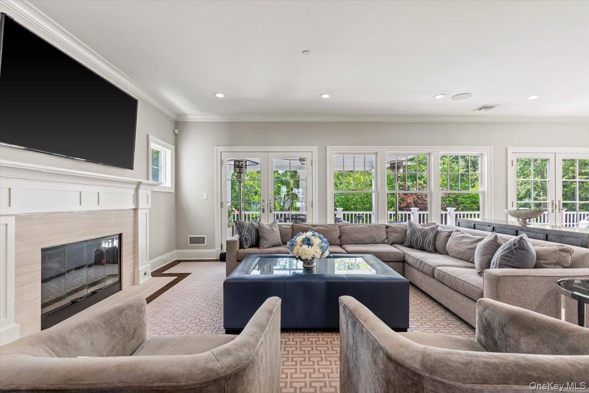 81 Wappanocca Avenue, Rye, NY 10580