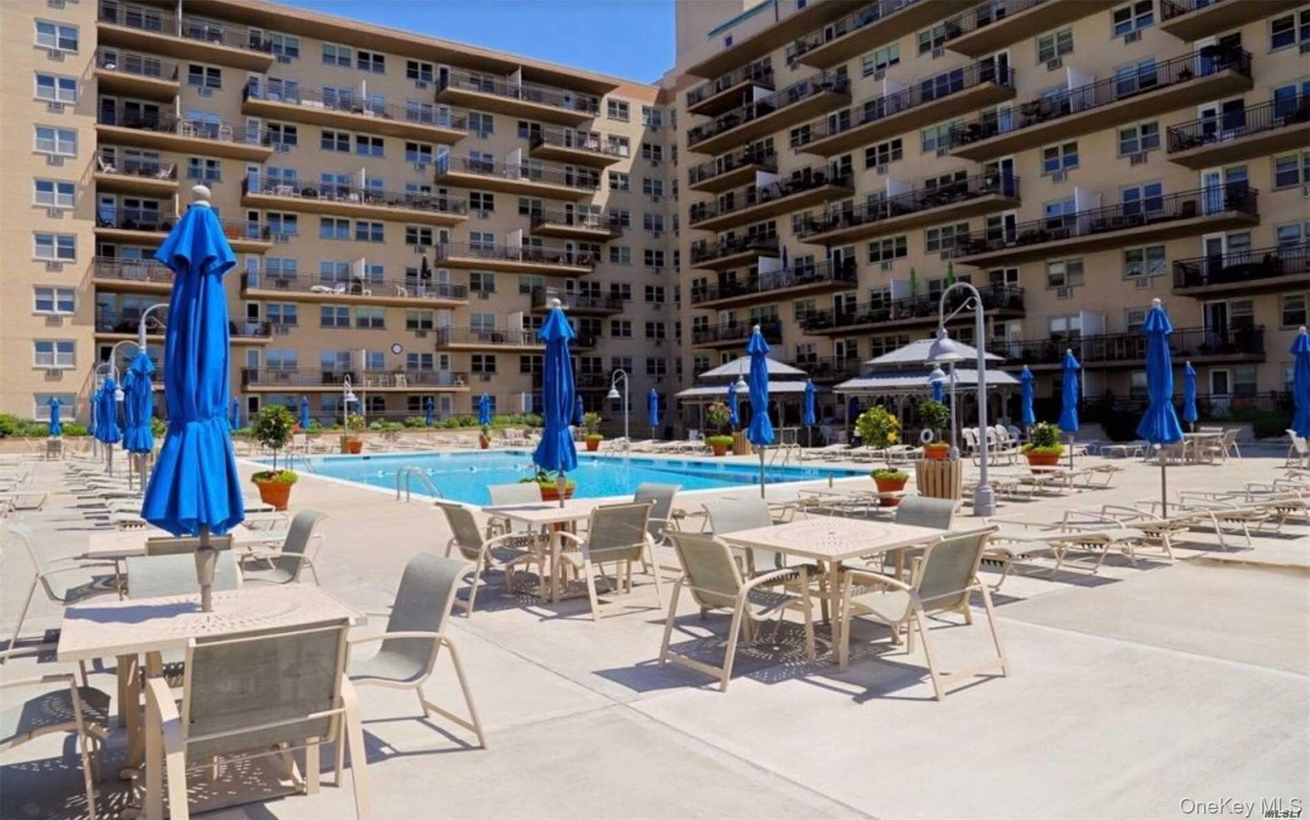 25 Neptune Boulevard # 4F, Long Beach, NY 11561