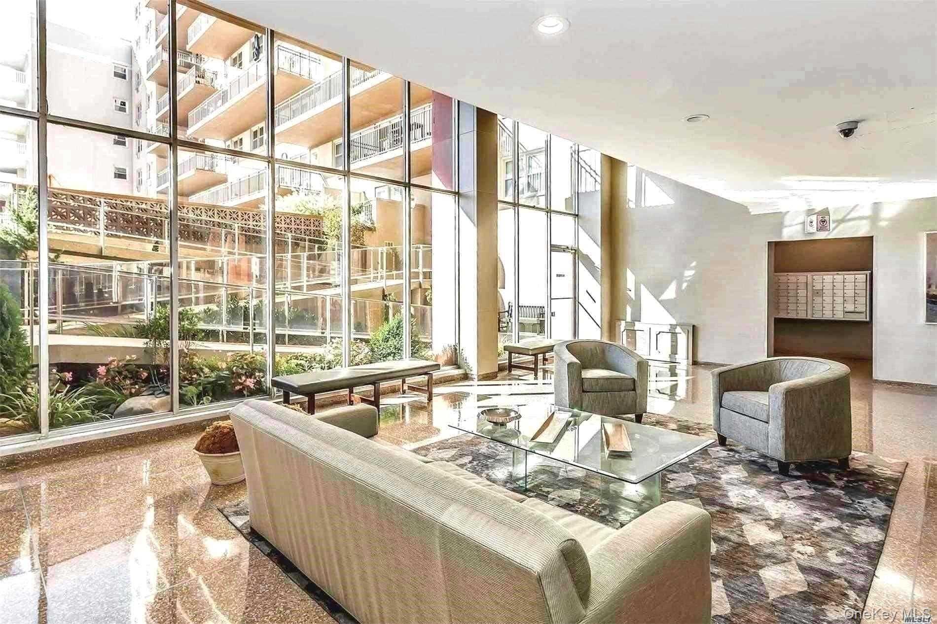 25 Neptune Boulevard # 4F, Long Beach, NY 11561