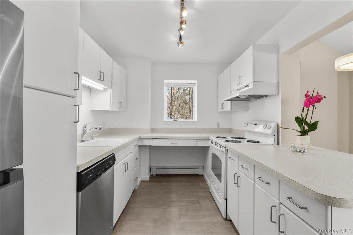 1265 N Ridge Road, Shrub Oak, NY 10588