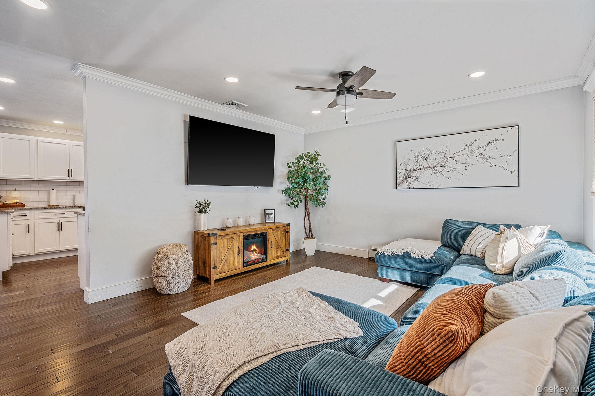 21 Jodi Drive, Manorville, NY 11949