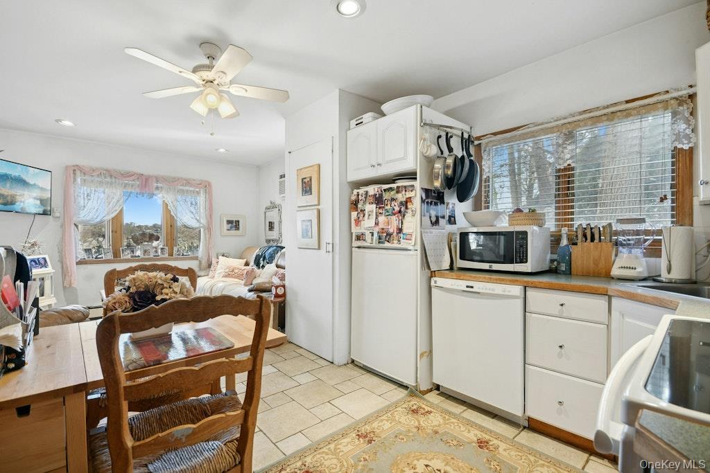 40 Idle Day Drive, Centerport, NY 11721