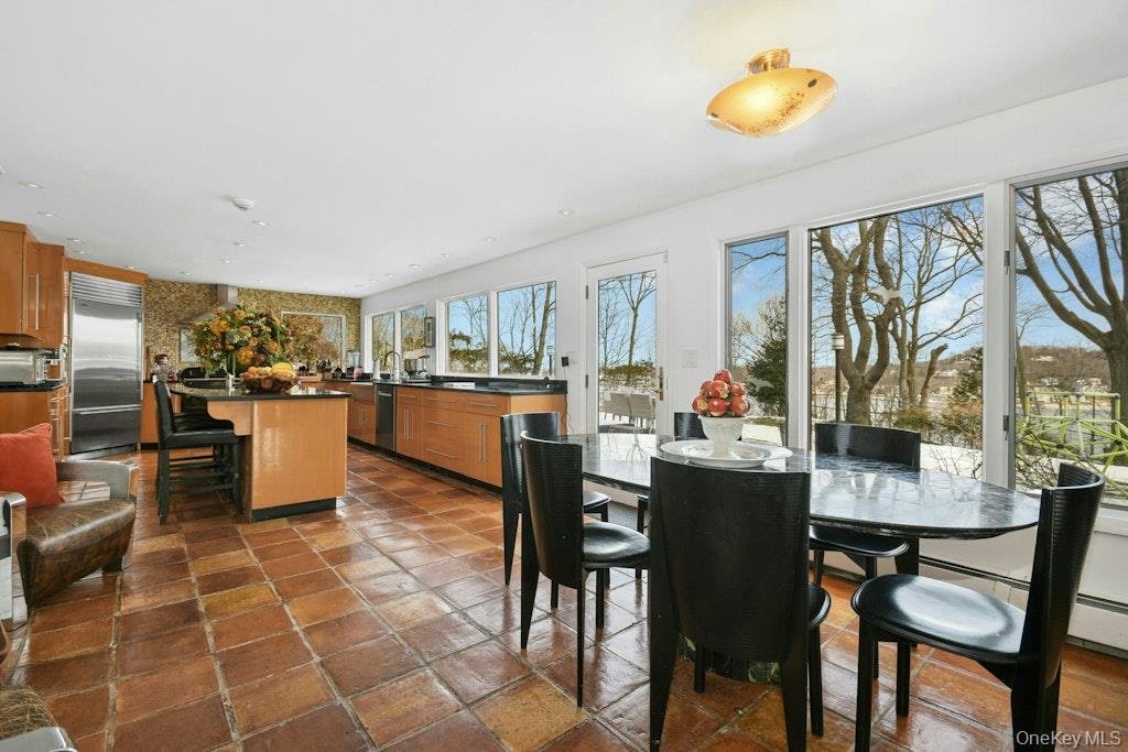 40 Idle Day Drive, Centerport, NY 11721