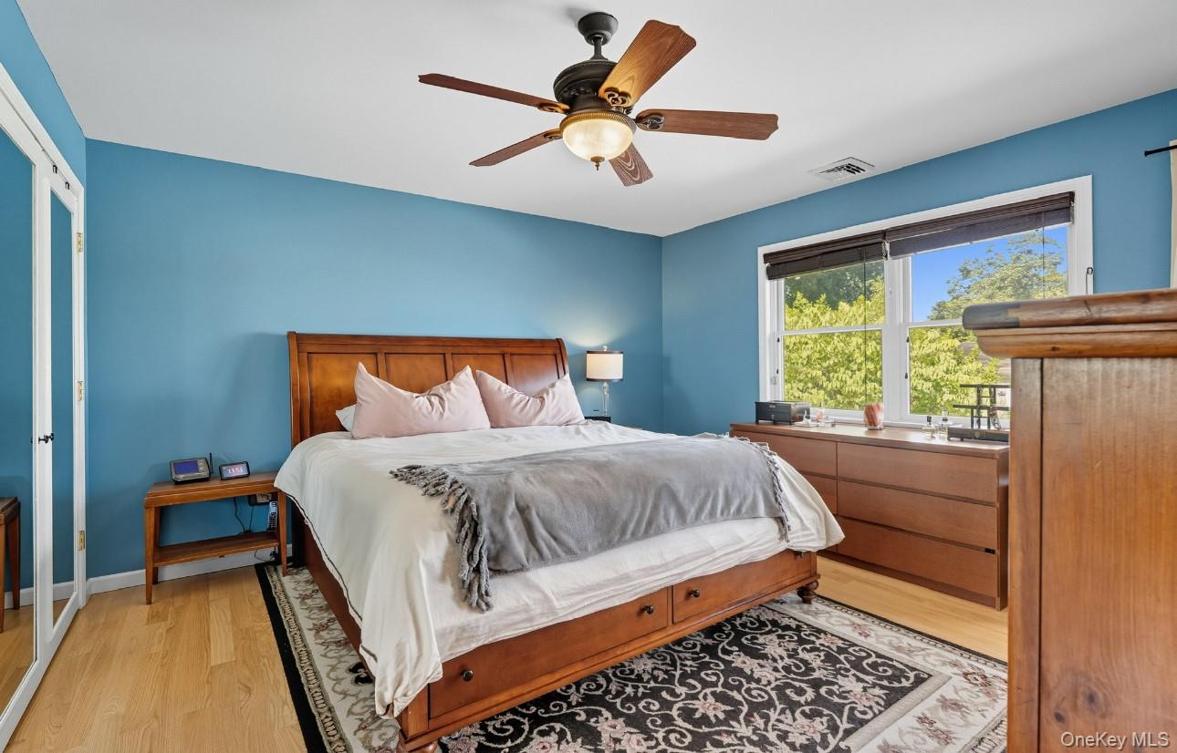 12 Crestview Drive, White Plains, NY 10604