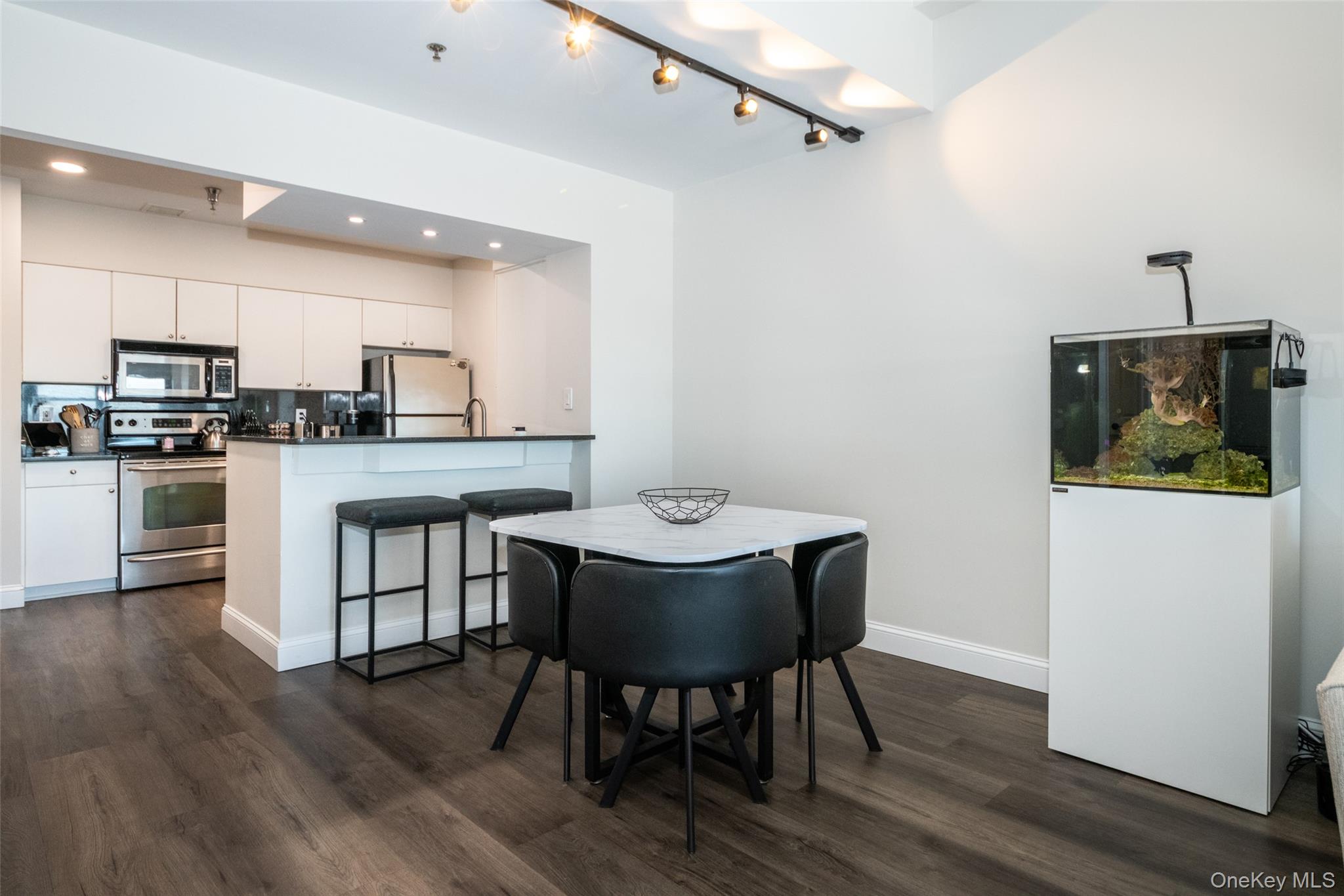 100 New Roc City Place # 405, New Rochelle, NY 10801