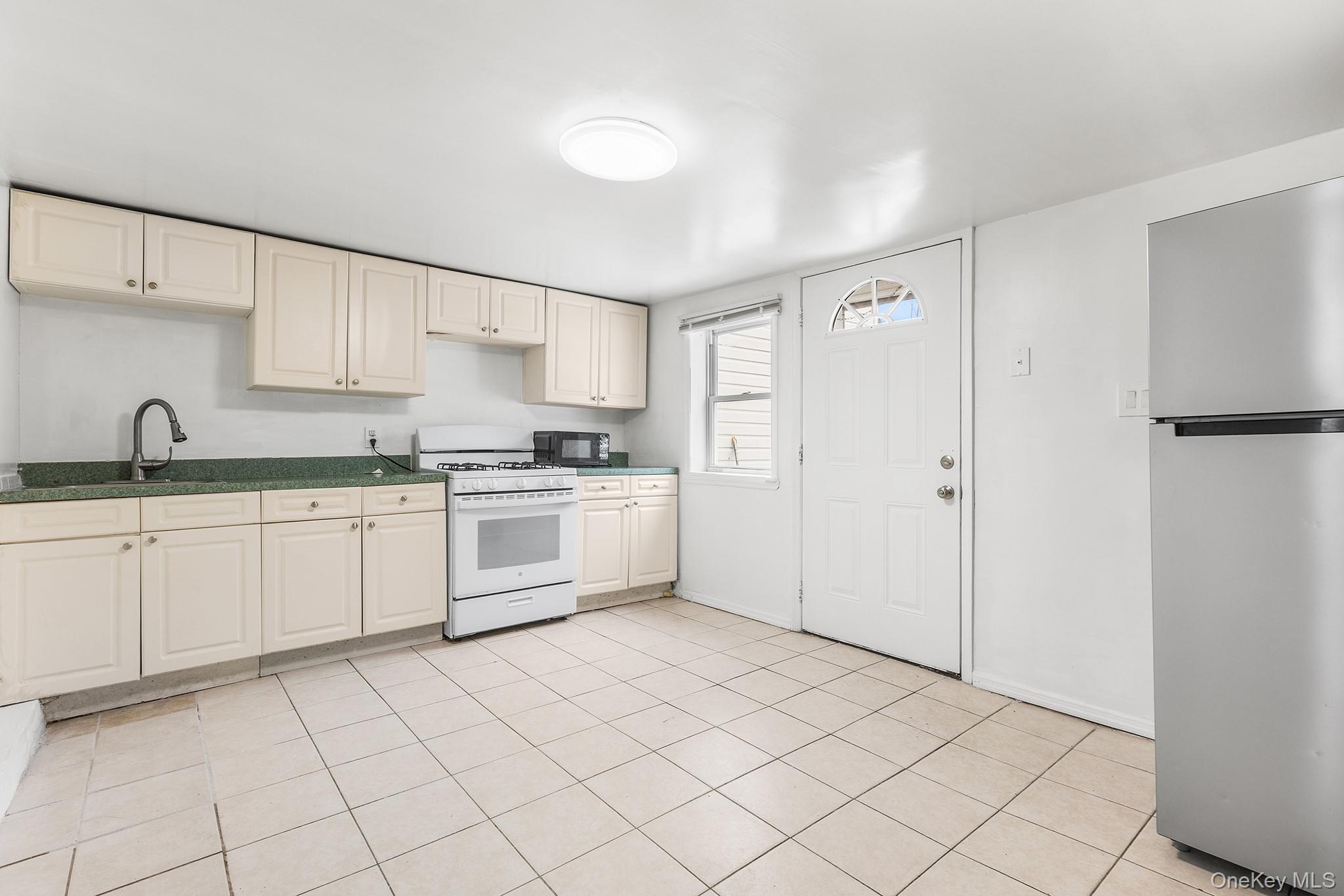 266 Malden Turnpike, Saugerties, NY 12477