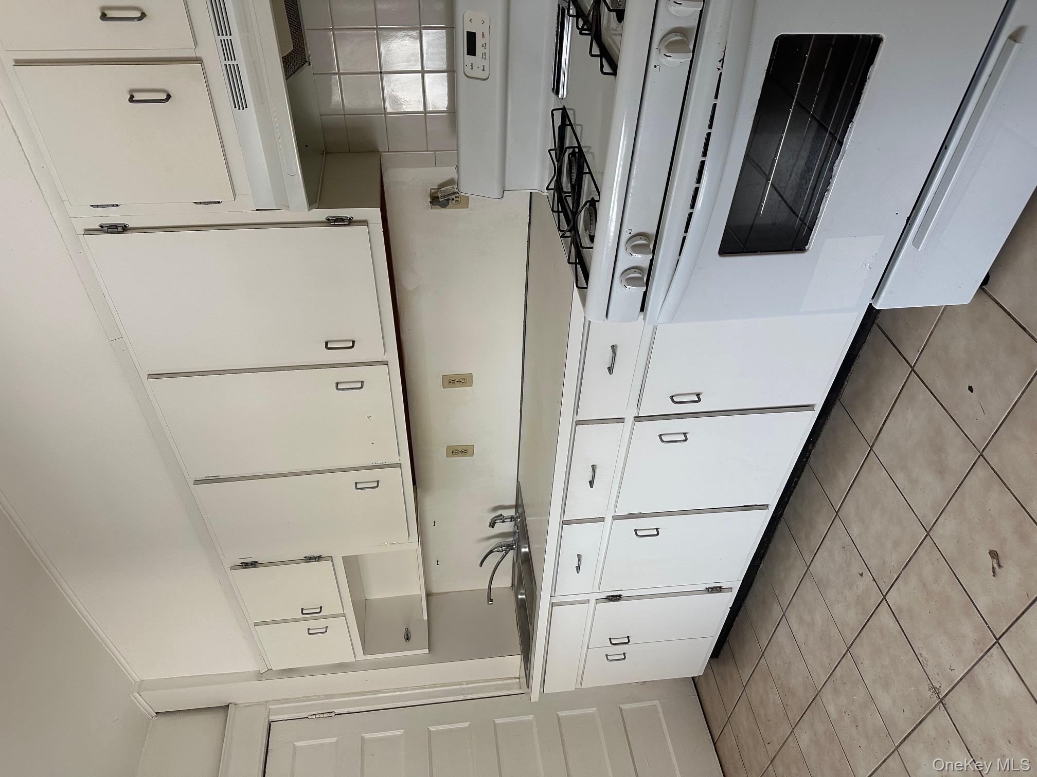 164 Mill Street # 1, Poughkeepsie, NY 12601