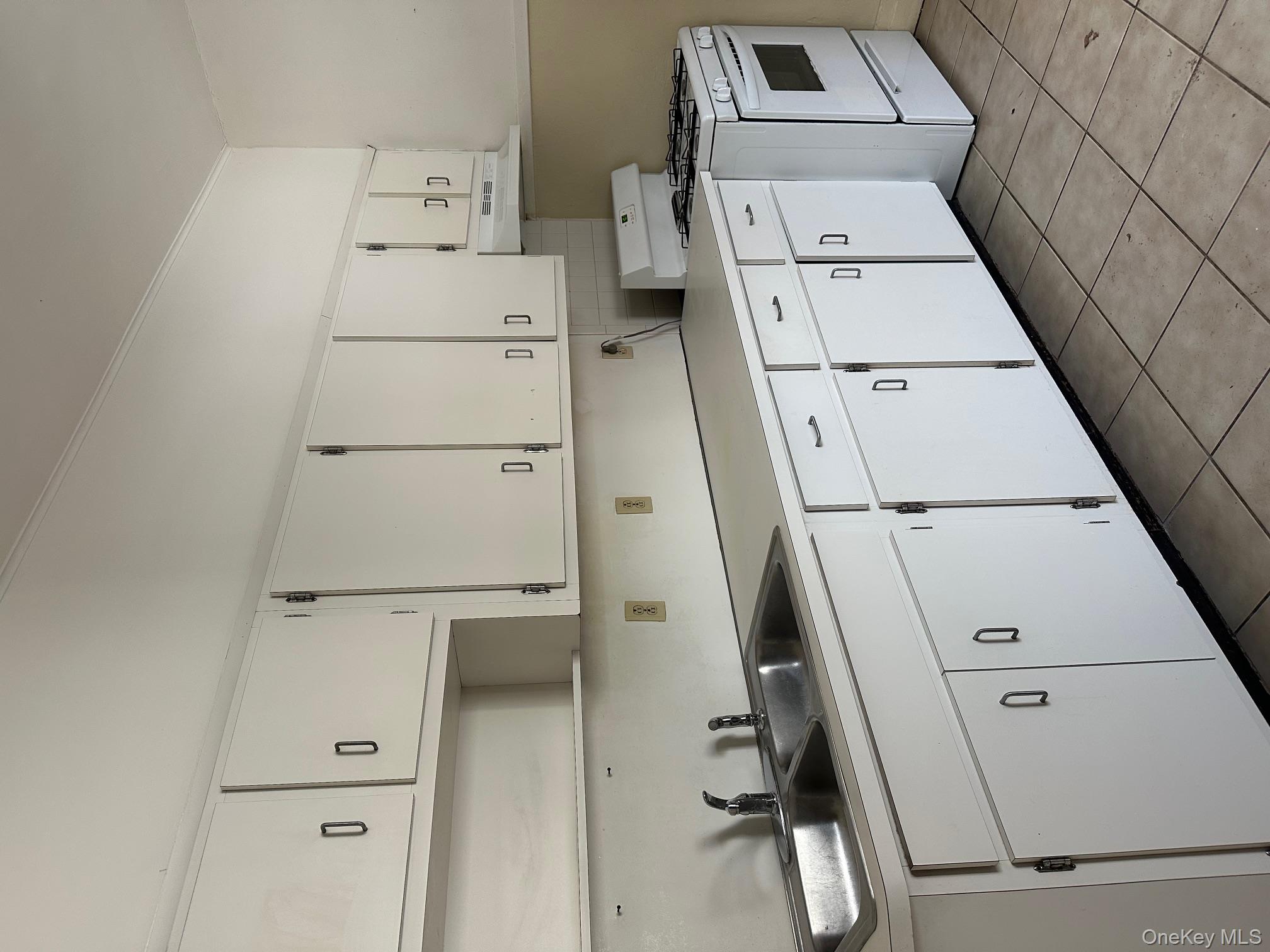 164 Mill Street # 1, Poughkeepsie, NY 12601