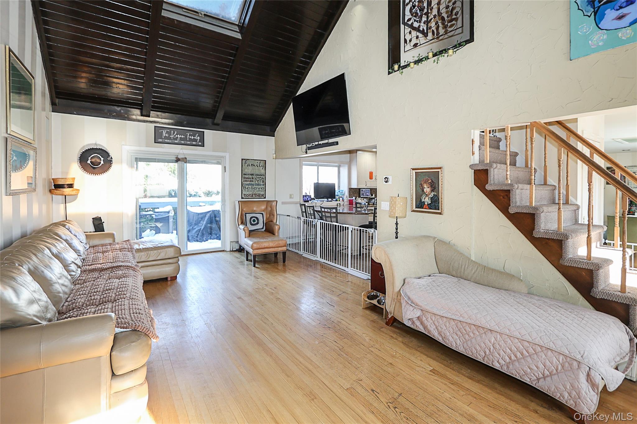 25 Centre Street, Lynbrook, NY 11563