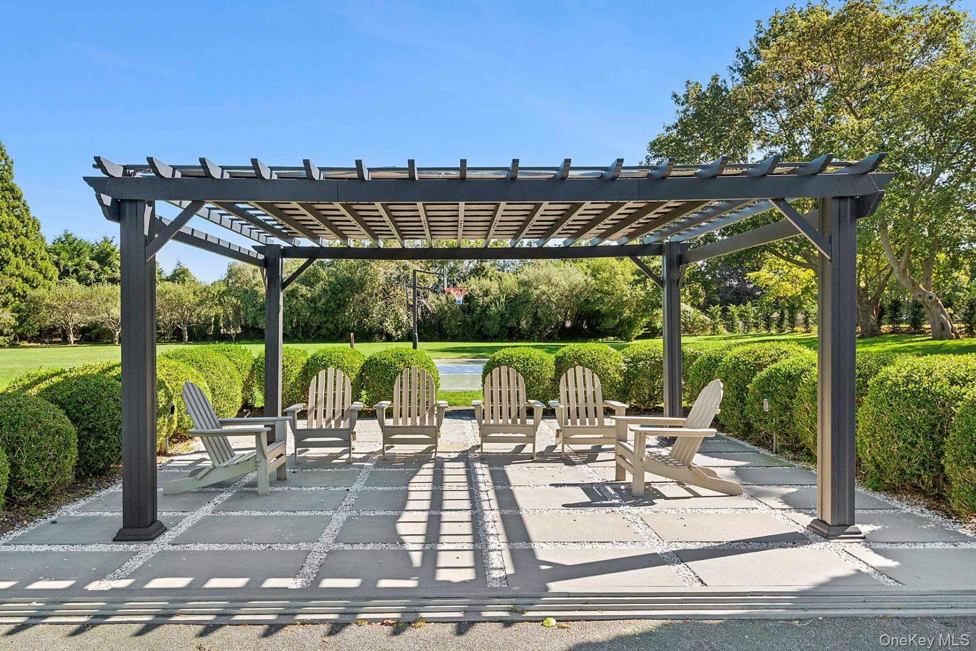 110 Halsey Lane, Bridgehampton, NY 11976