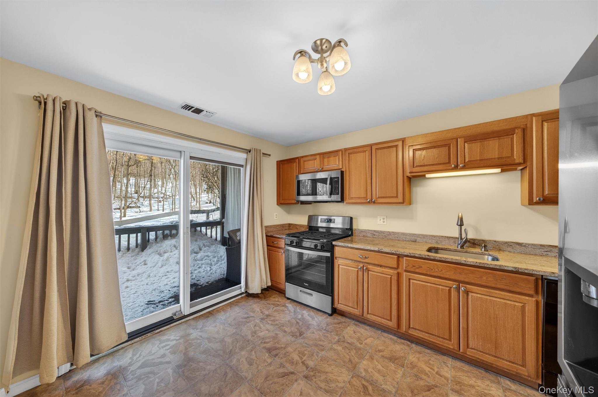 37 Aldo Court, Monroe, NY 10950