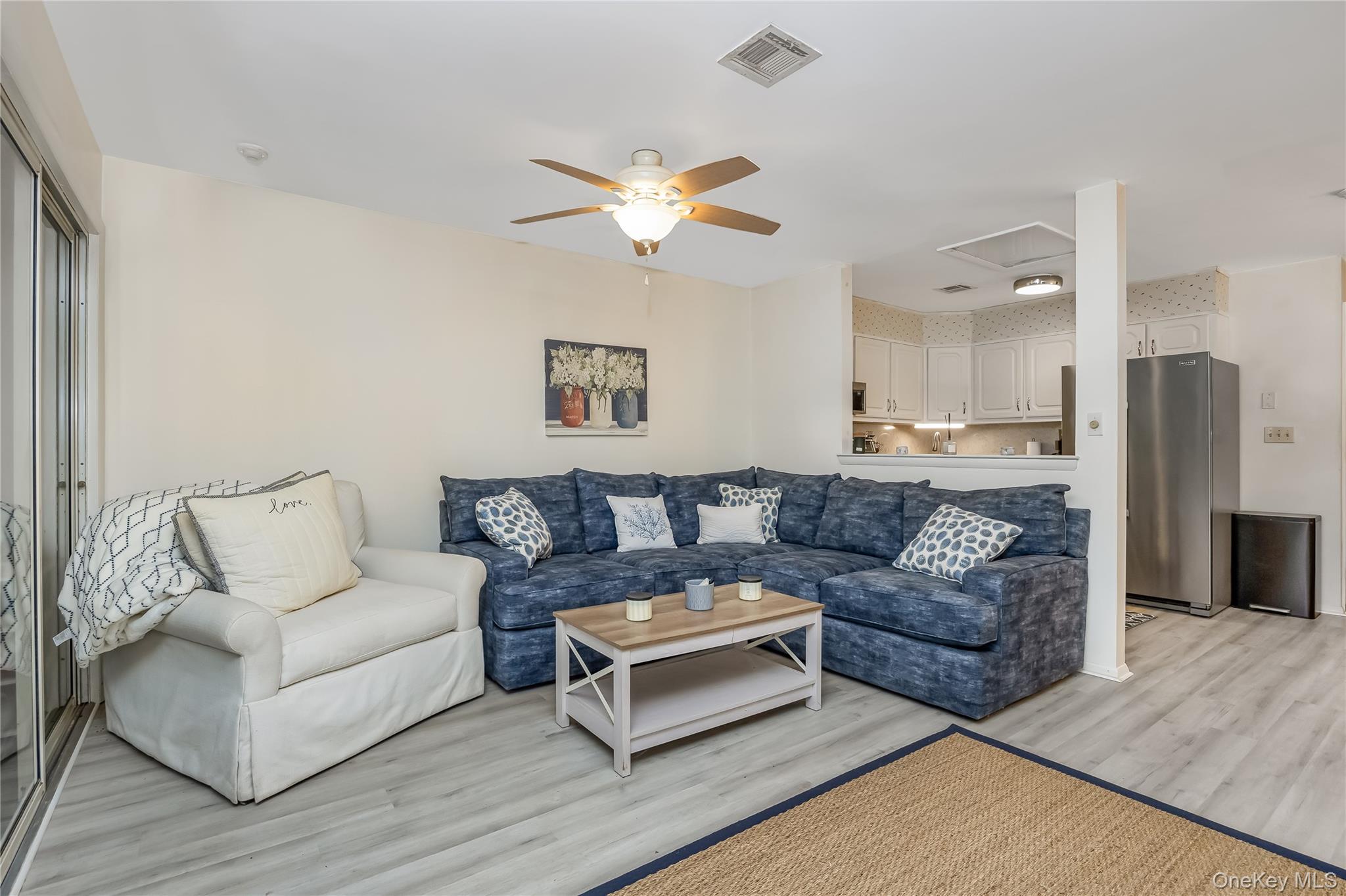 406 Woodbridge Drive # B, Ridge, NY 11961