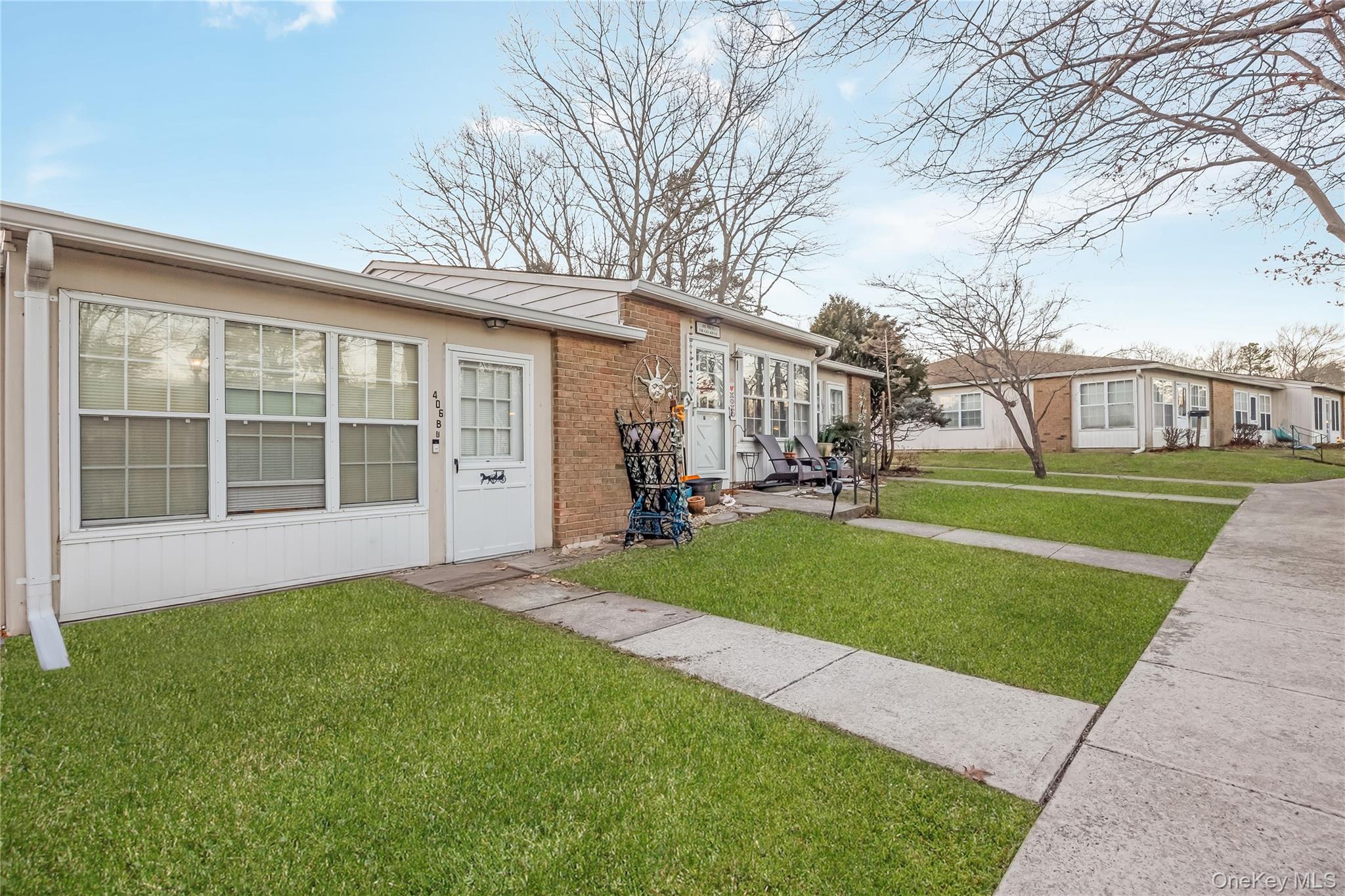 406 Woodbridge Drive # B, Ridge, NY 11961