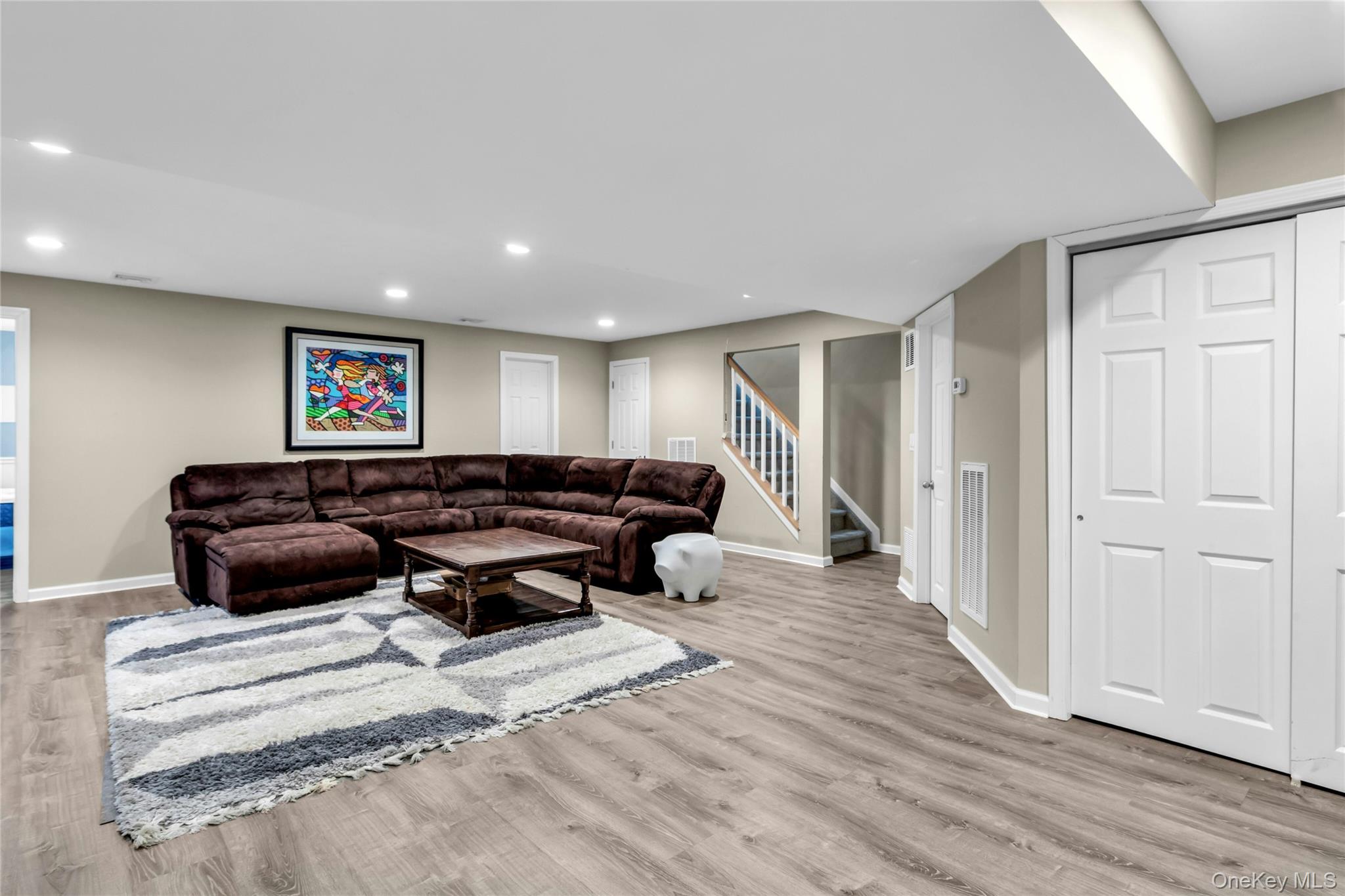 110 Brattle Circle, Melville, NY 11747