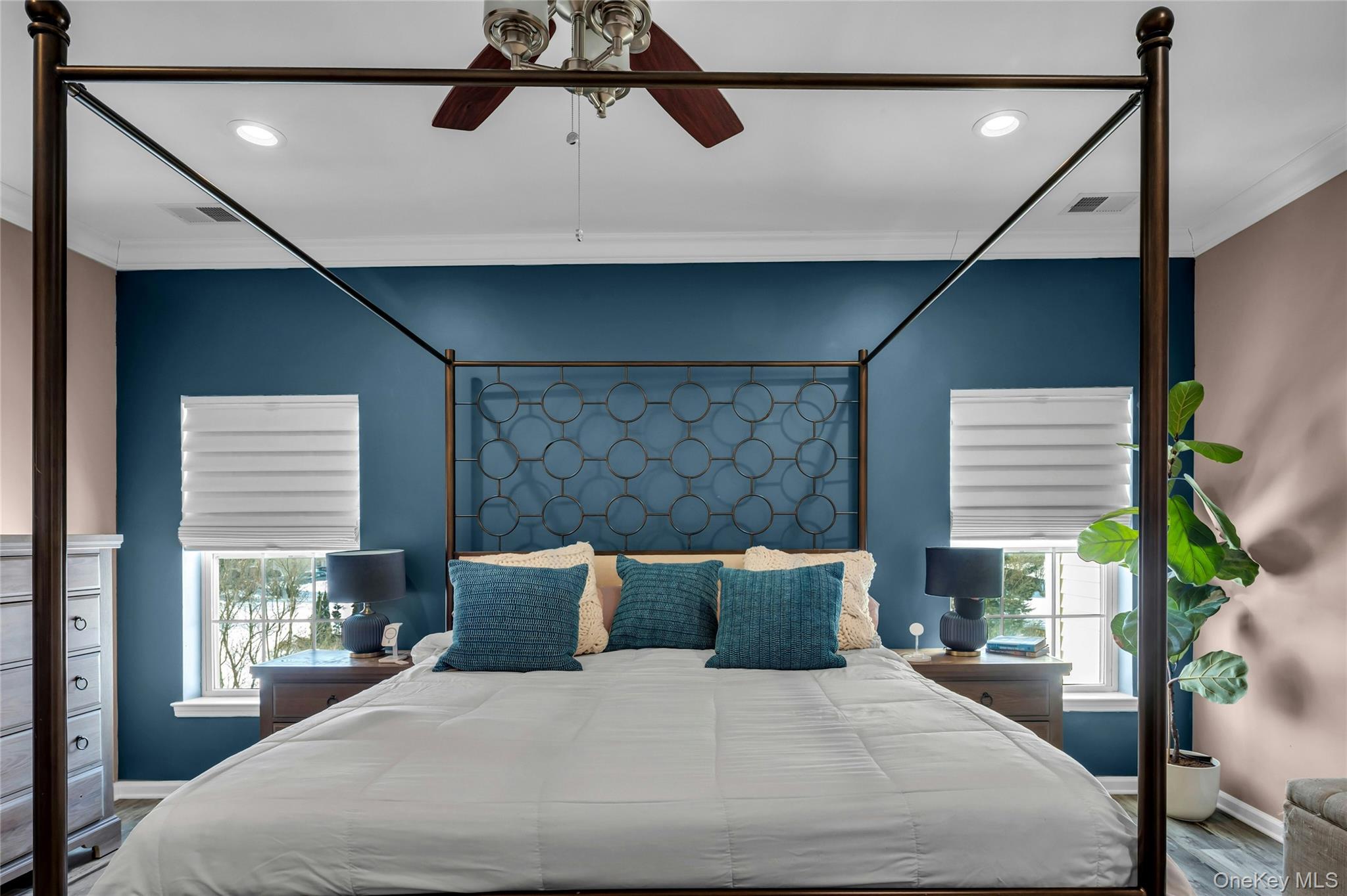 110 Brattle Circle, Melville, NY 11747