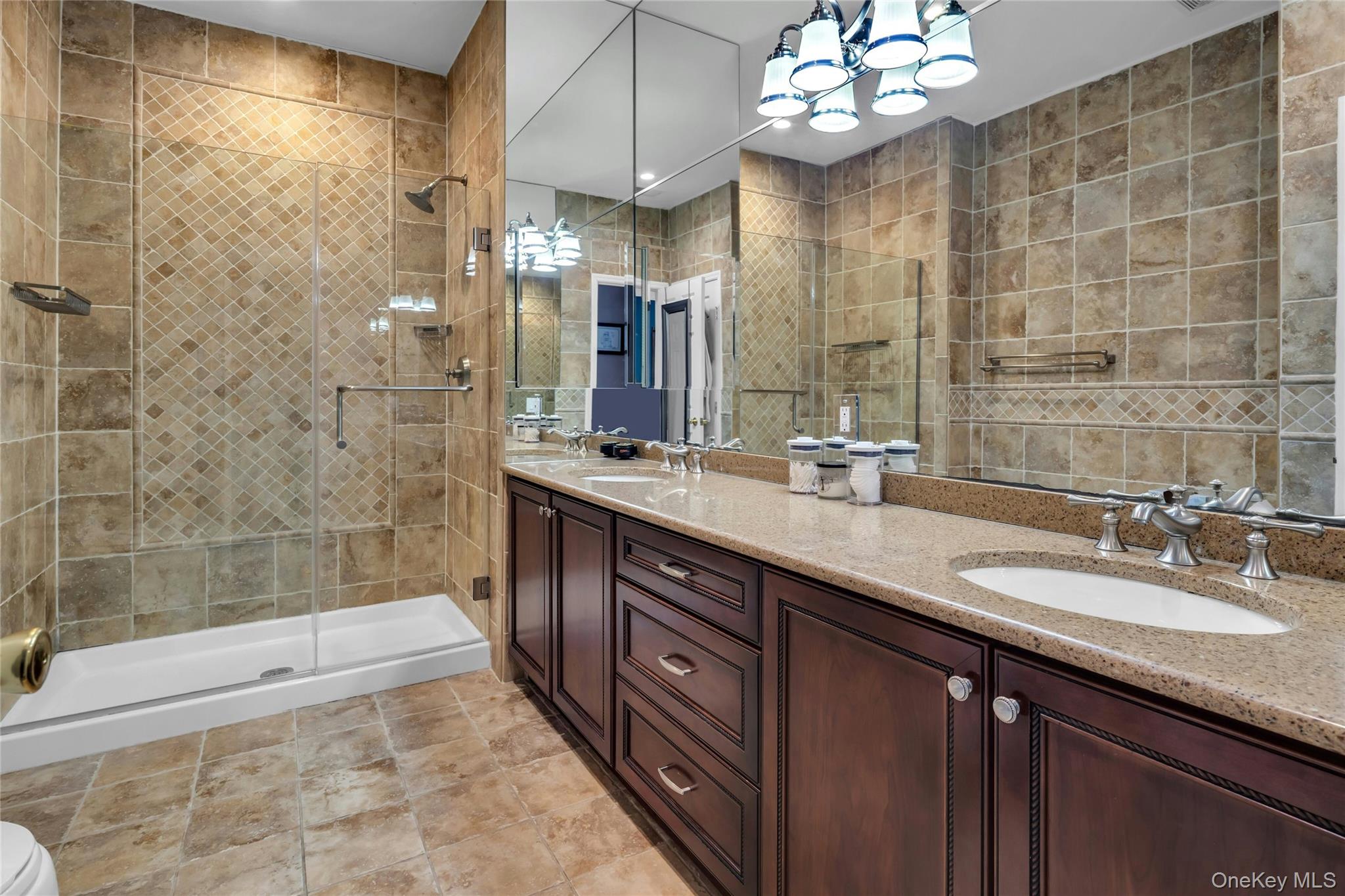 110 Brattle Circle, Melville, NY 11747