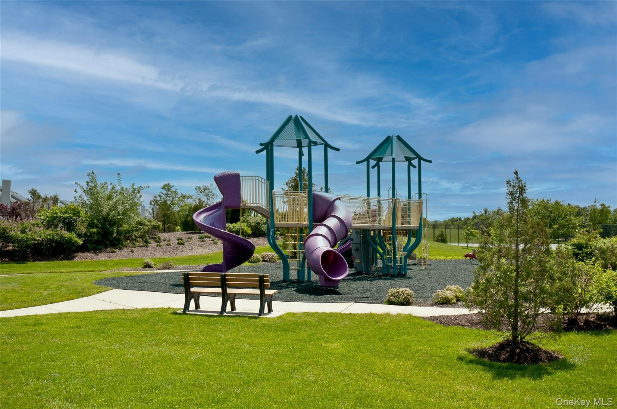 110 Brattle Circle, Melville, NY 11747