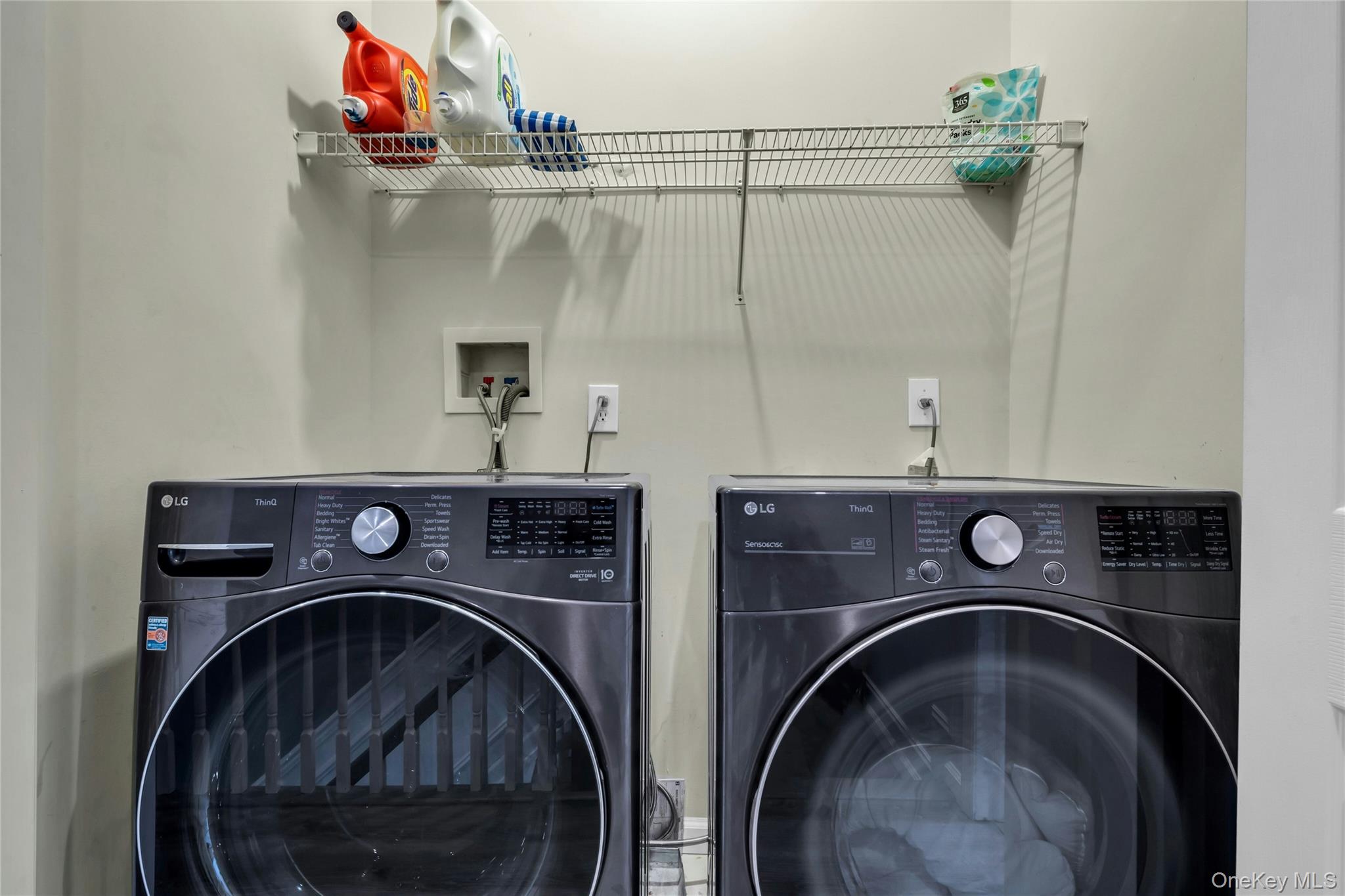 110 Brattle Circle, Melville, NY 11747