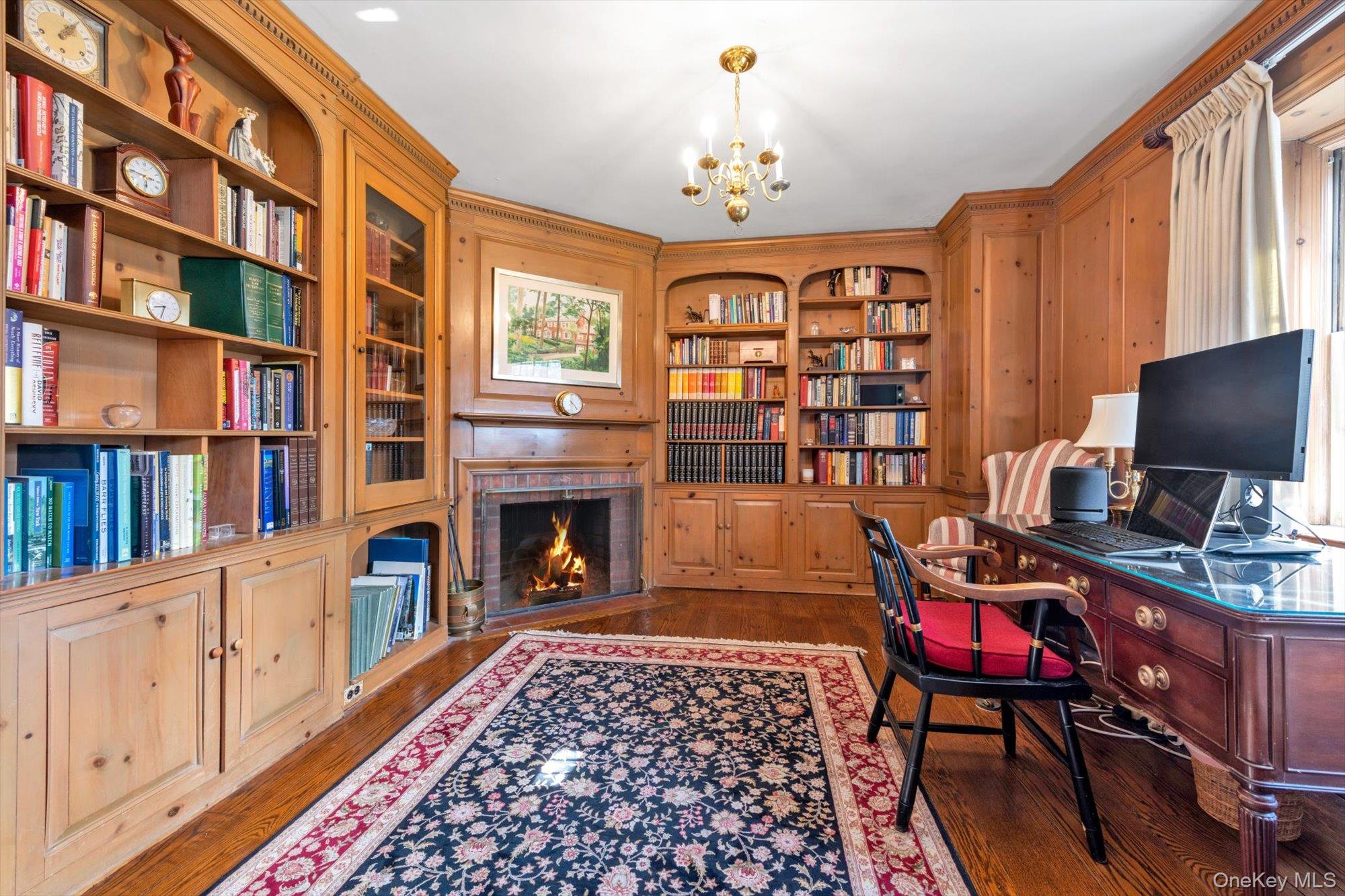 3 Barkers Point Road, Port Washington, NY 11050