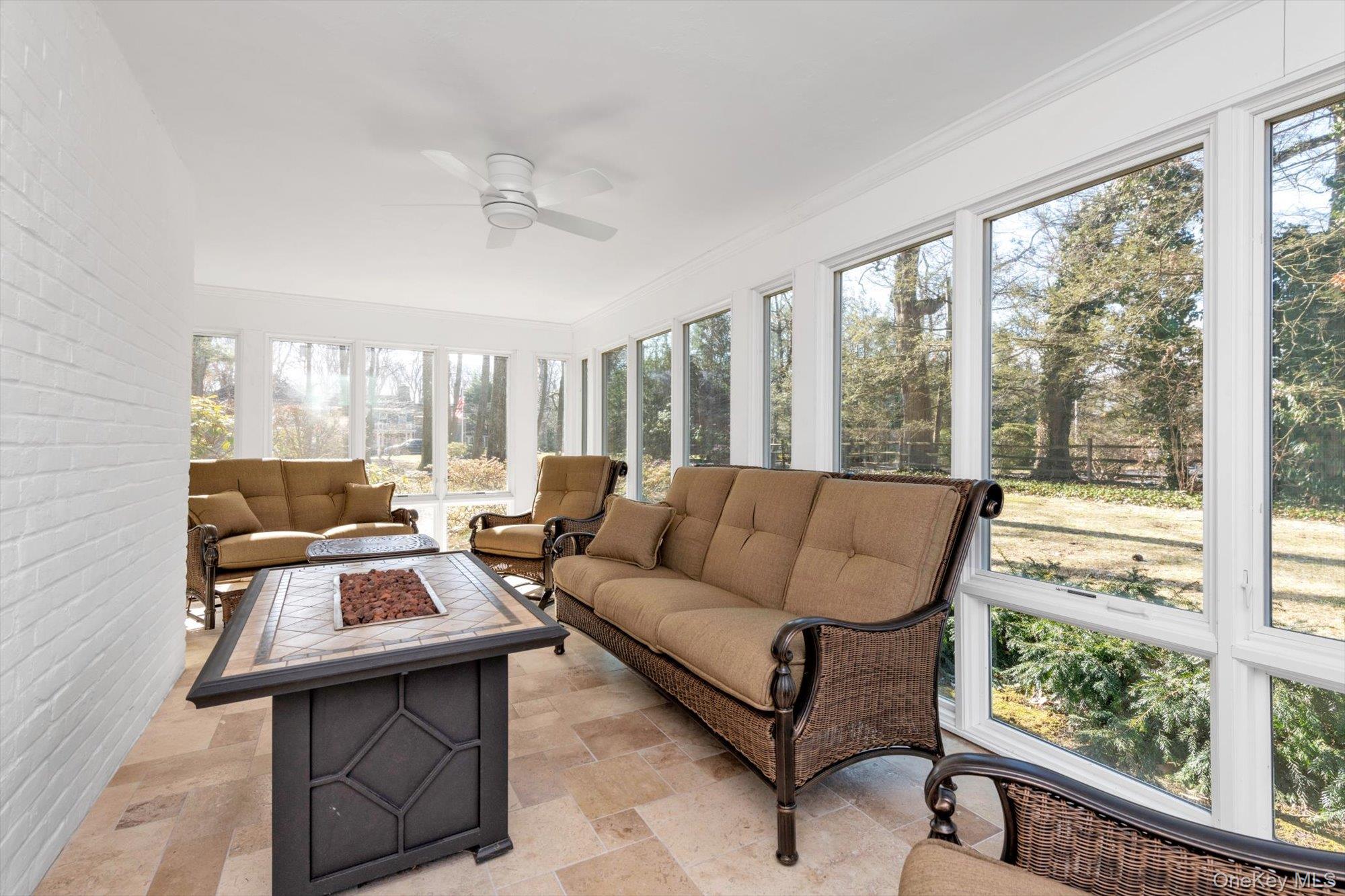 3 Barkers Point Road, Sands Point, NY 11050