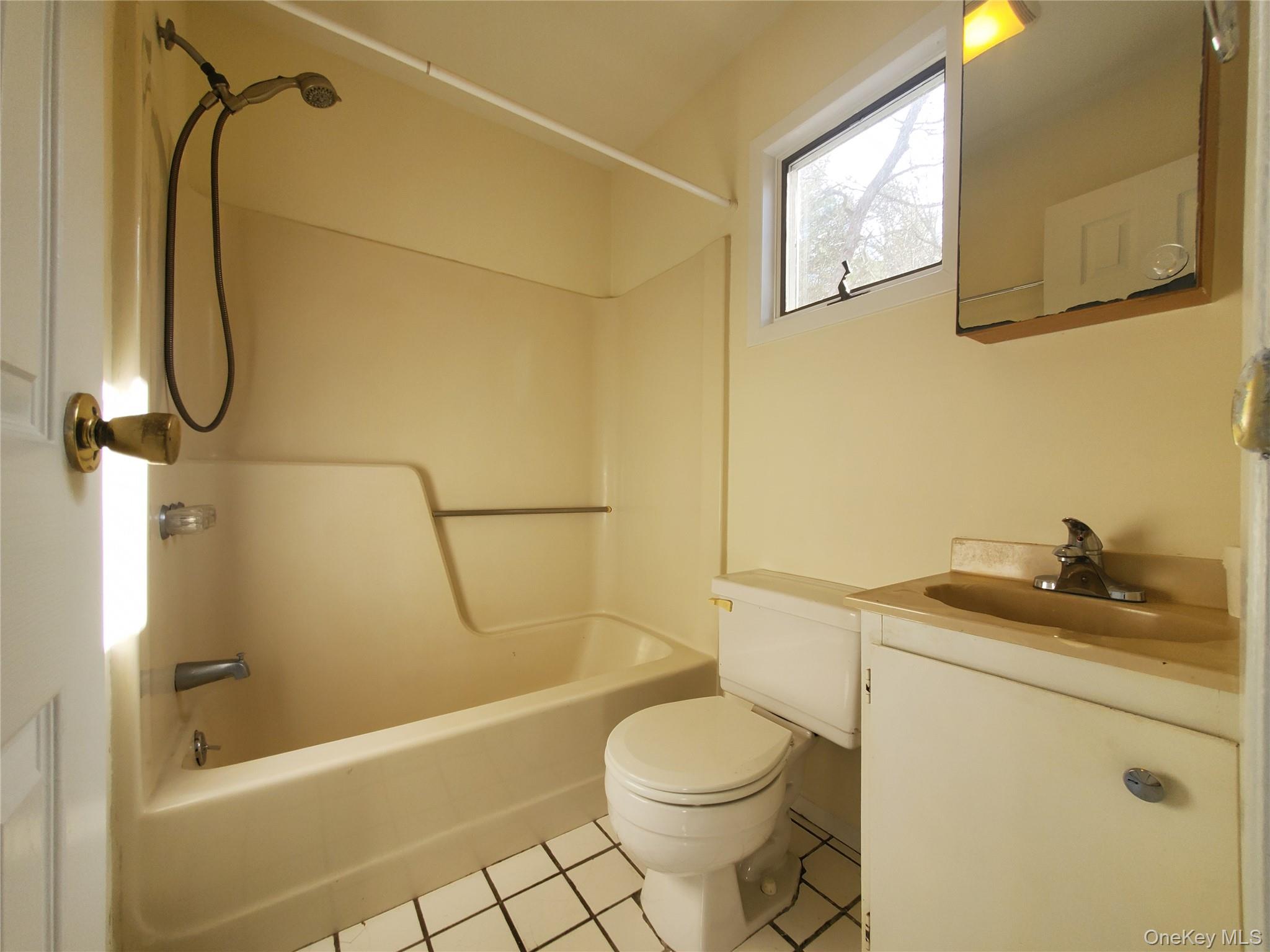 Mount Sinai, NY 11766