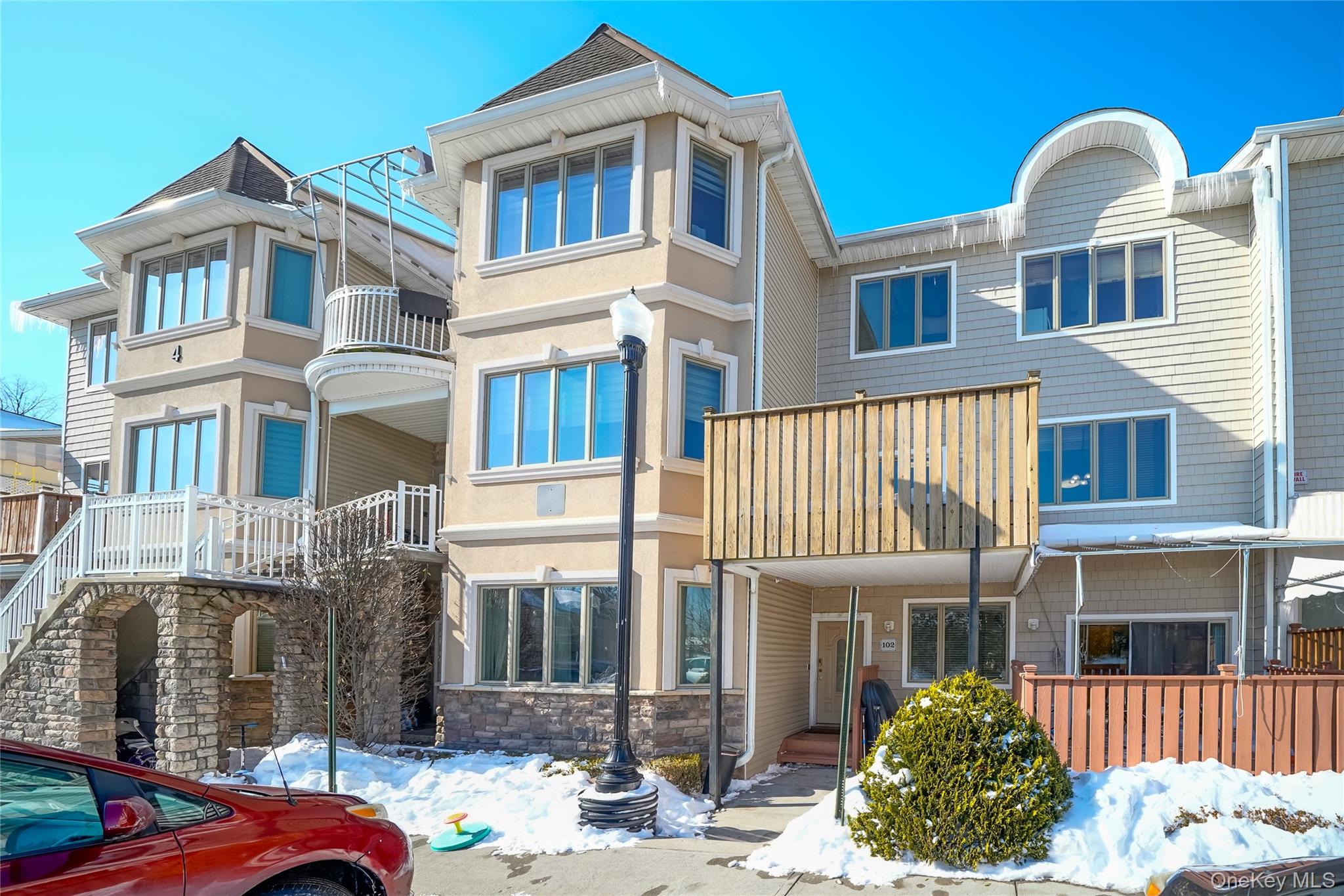 4 Rose Garden Way # 102, Monsey, NY 10952