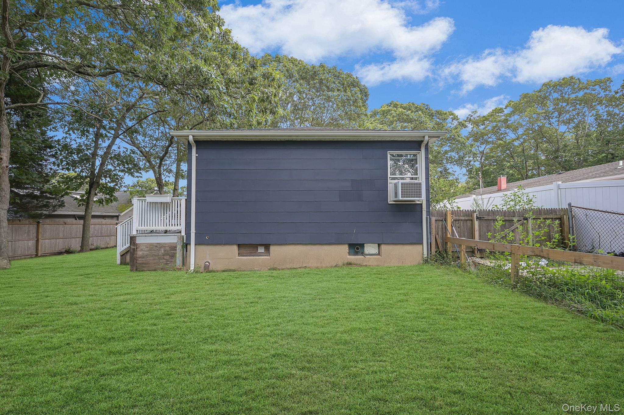 222 Blue Point Road, Farmingville, NY 11738