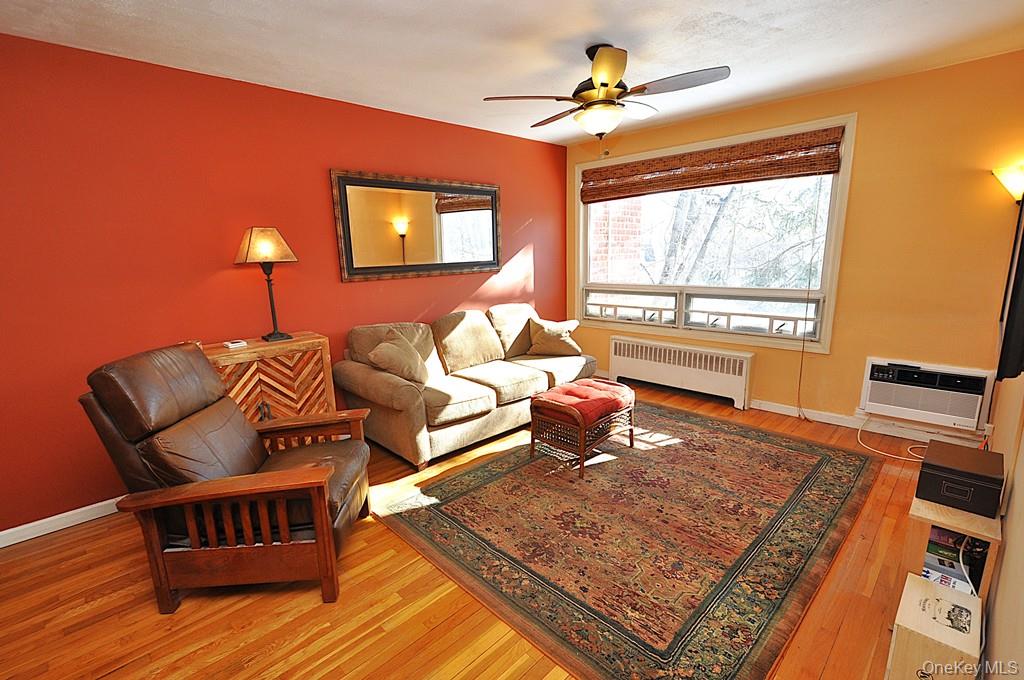 4 Wildwood Road # A8, Hartsdale, NY 10530