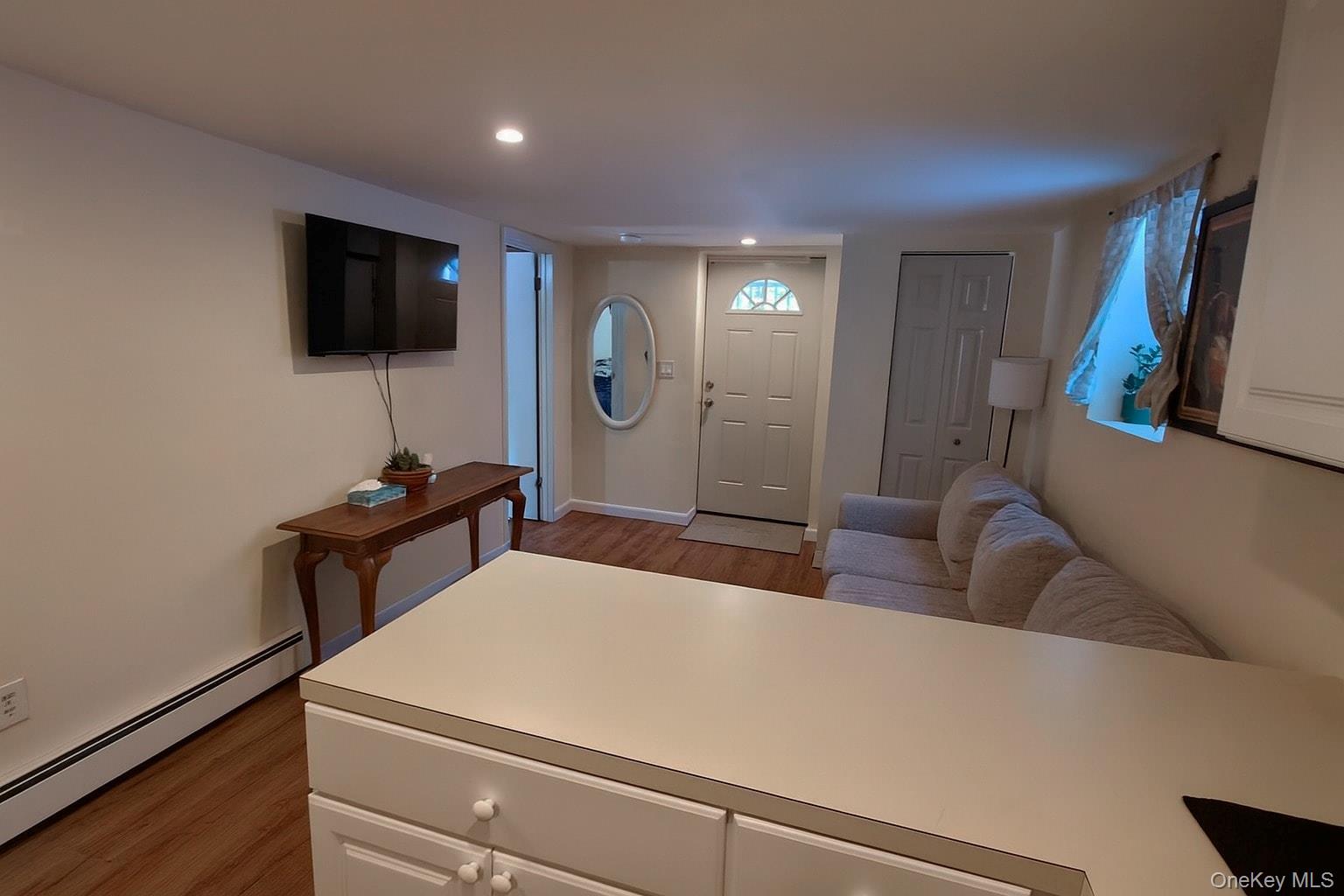 41 Elizabeth Way, Ridge, NY 11961