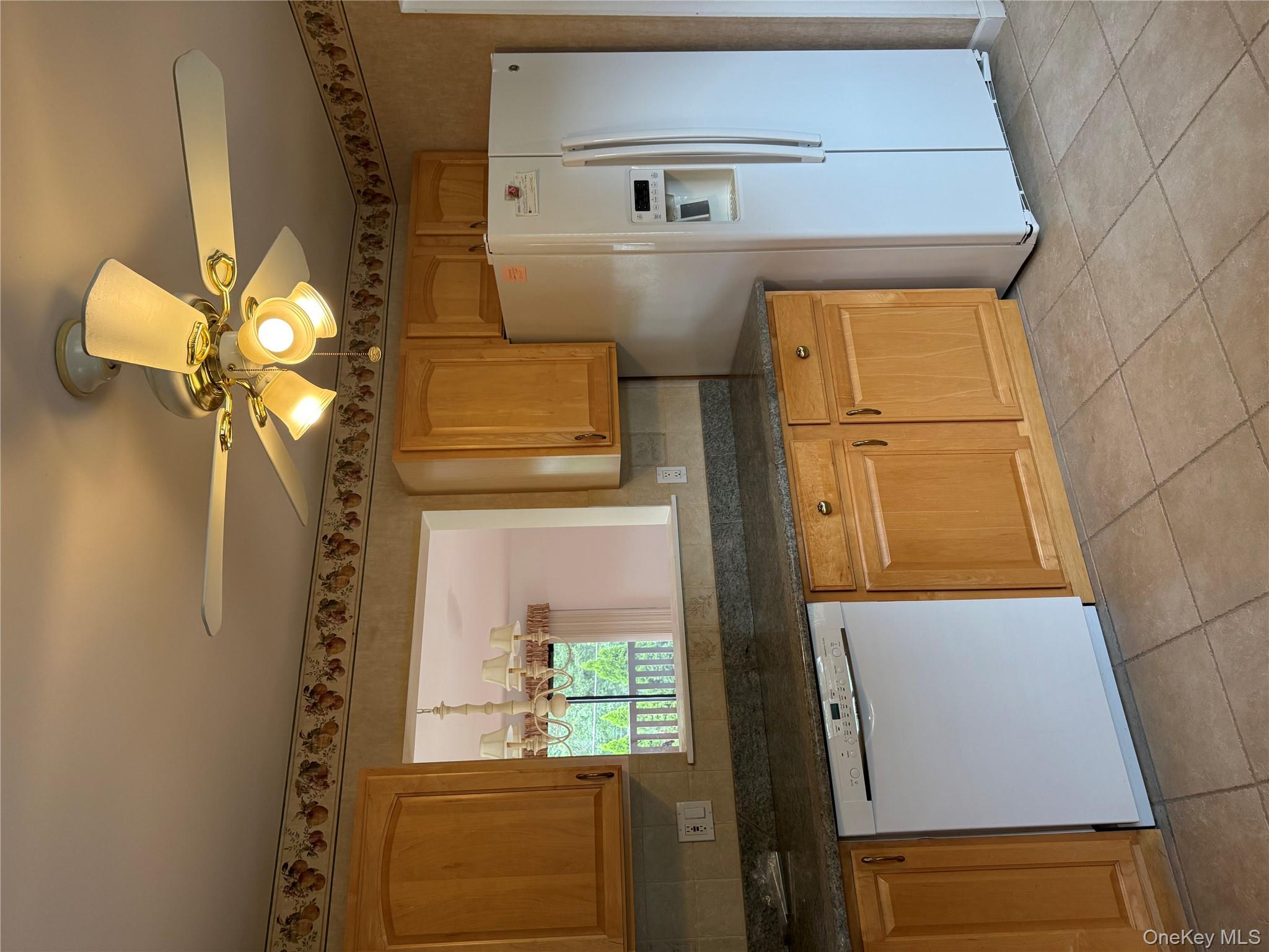 908 Scenic Lane, Poughkeepsie, NY 12603